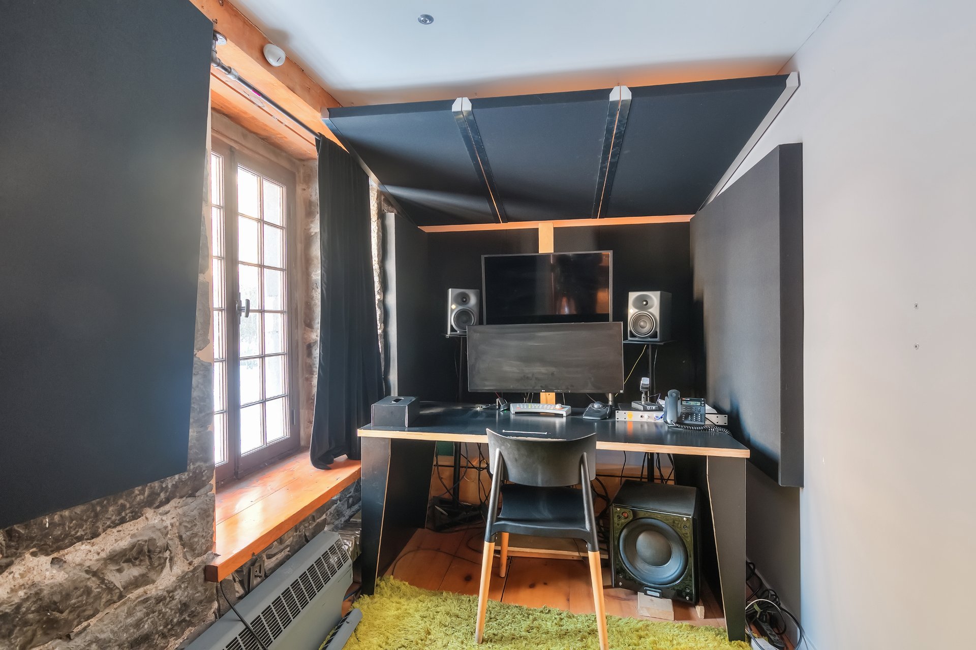 Photo - Office