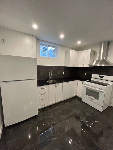 Photo - Kitchenette