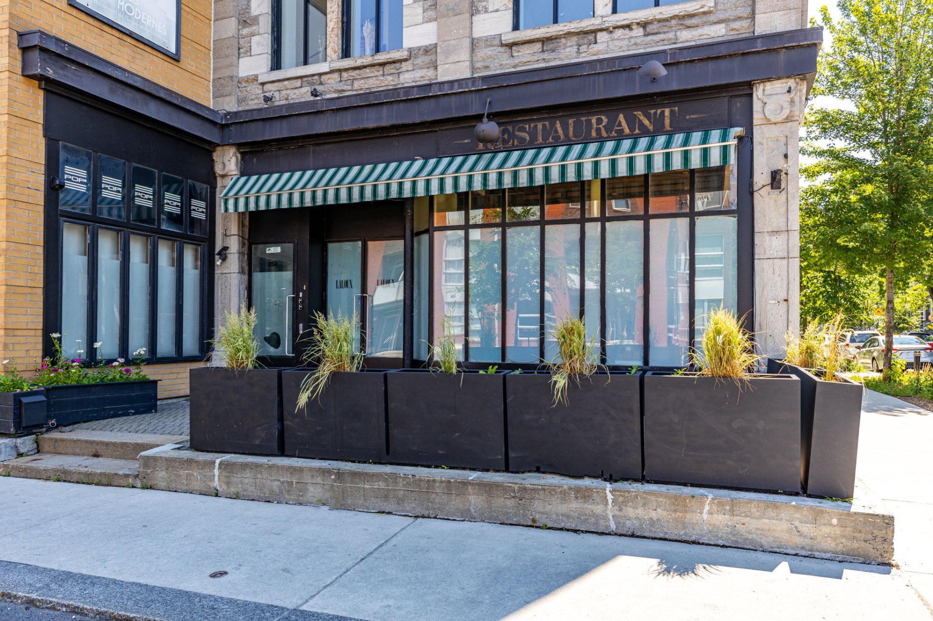 Photo - Exterior