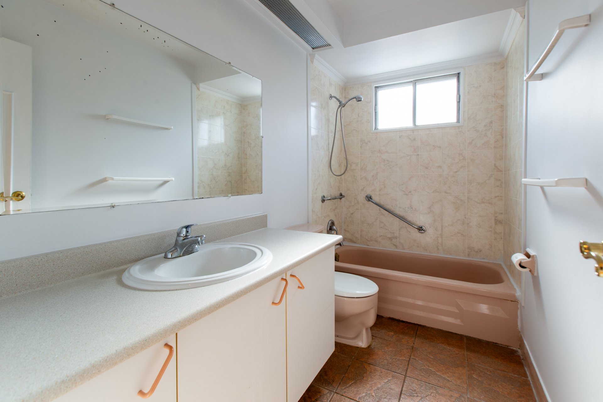 Photo - Bathroom