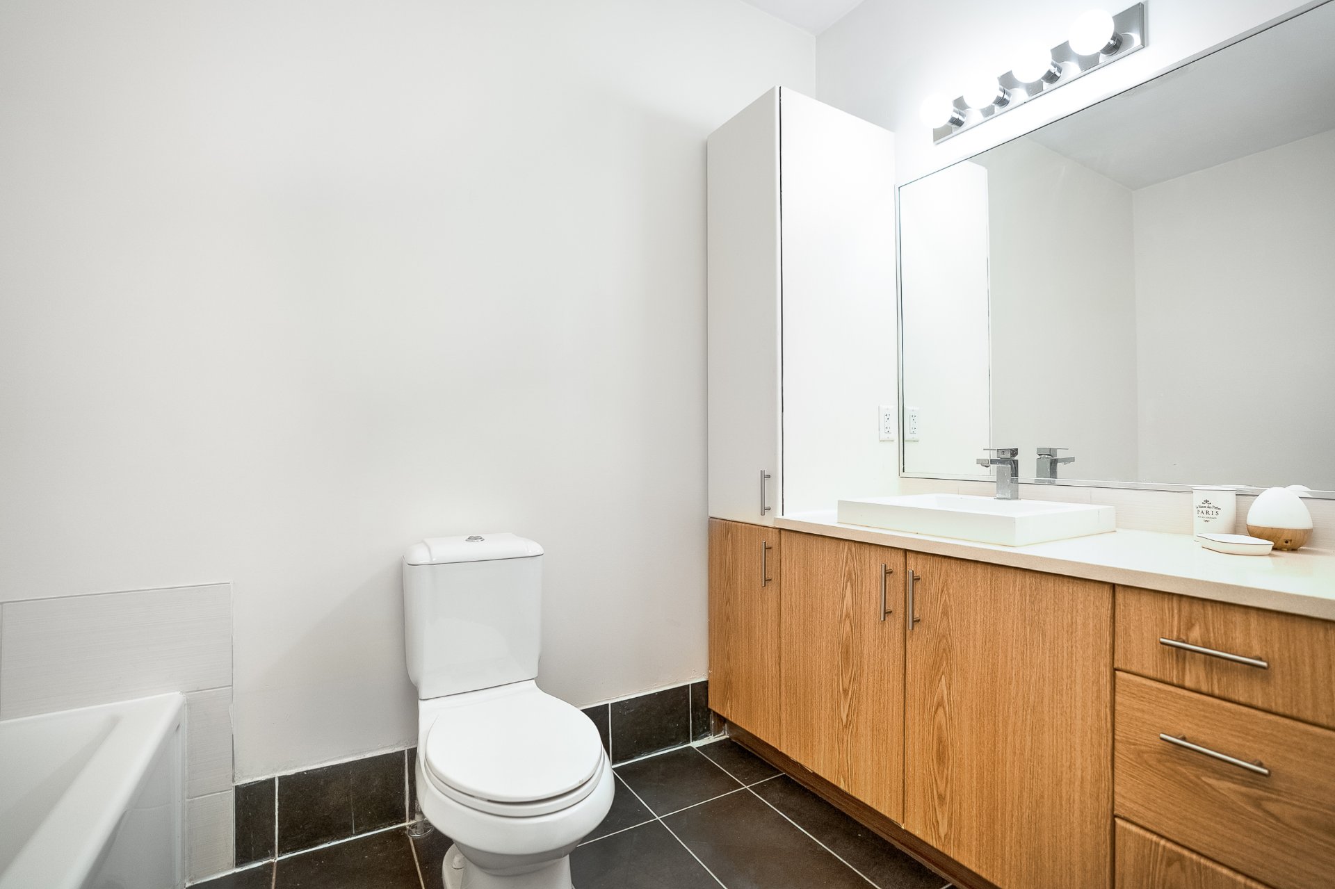 Photo - Bathroom