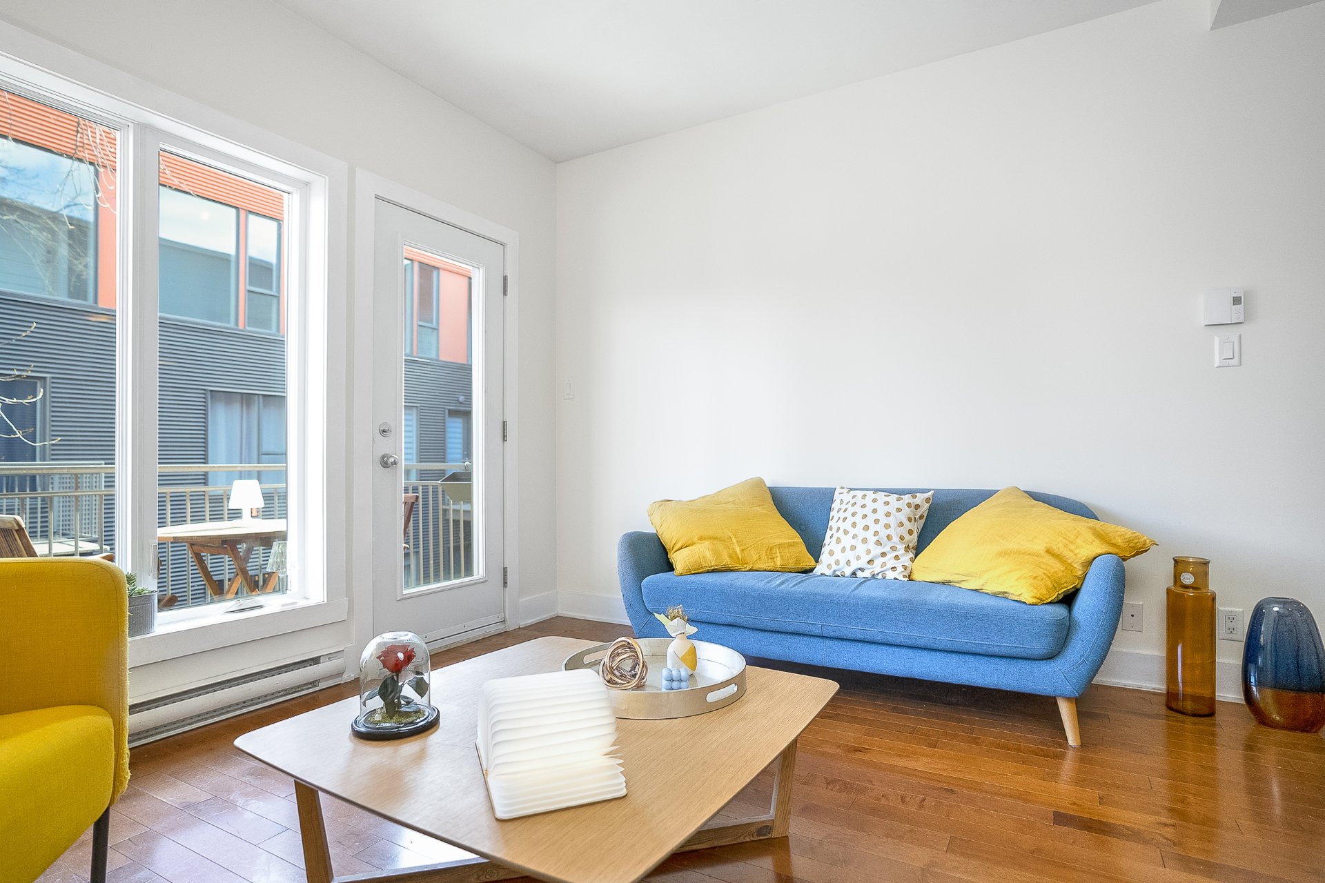 Photo - Family room