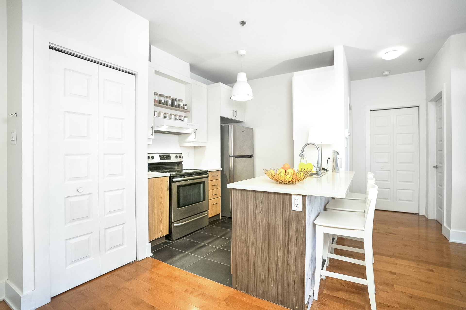 Photo - Kitchen