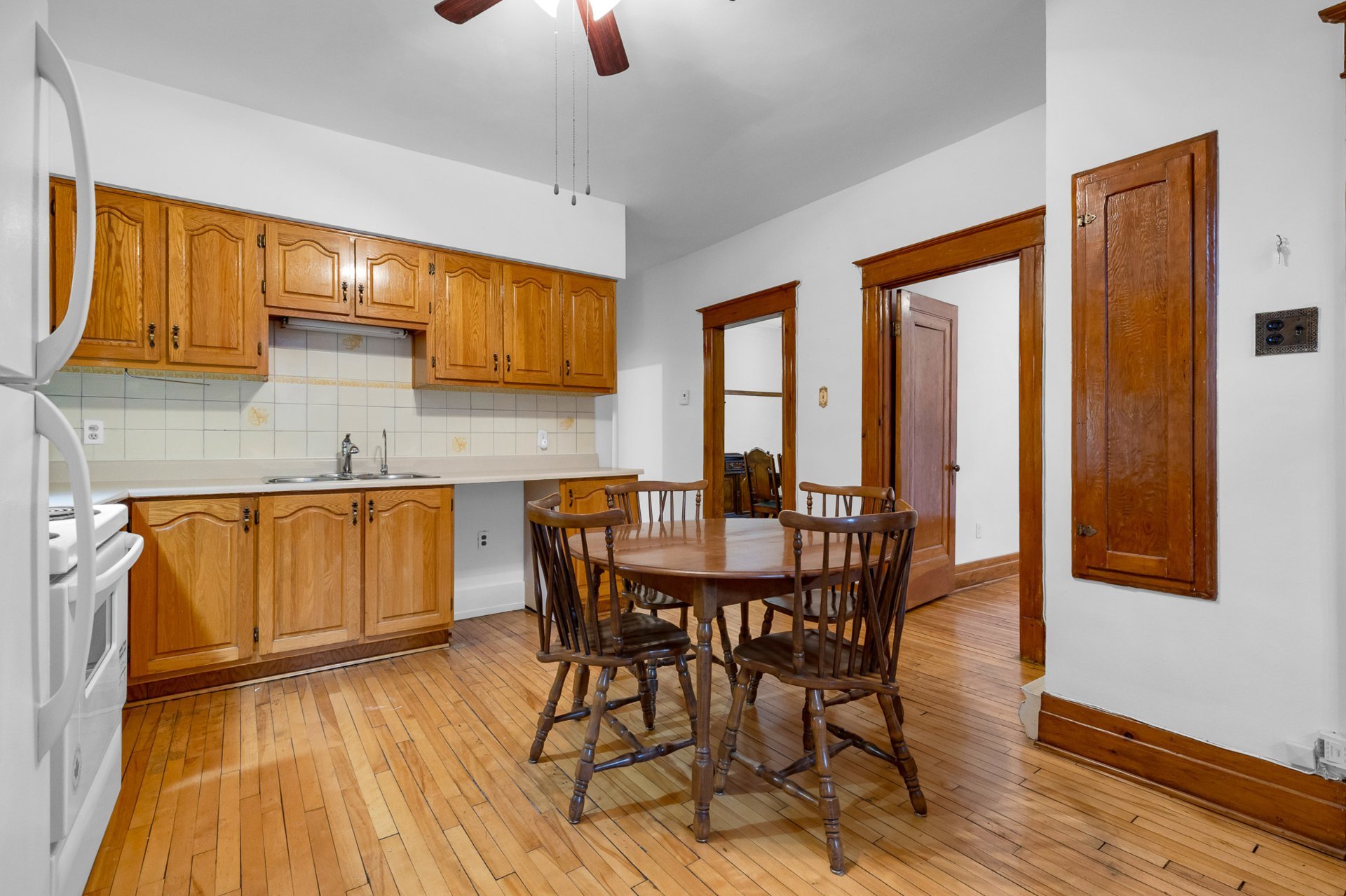 Photo - Kitchen