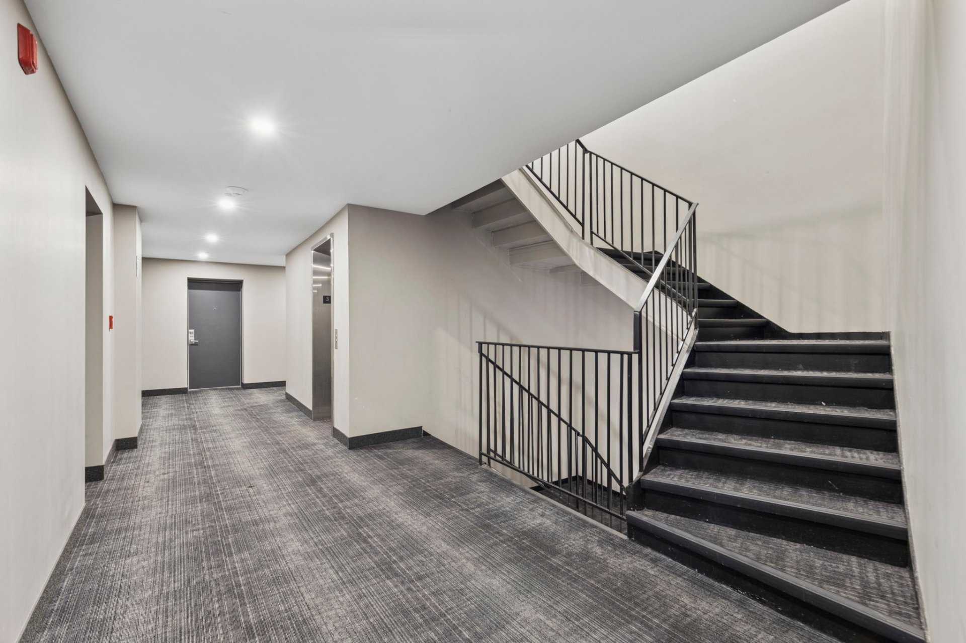 Photo - Escalier