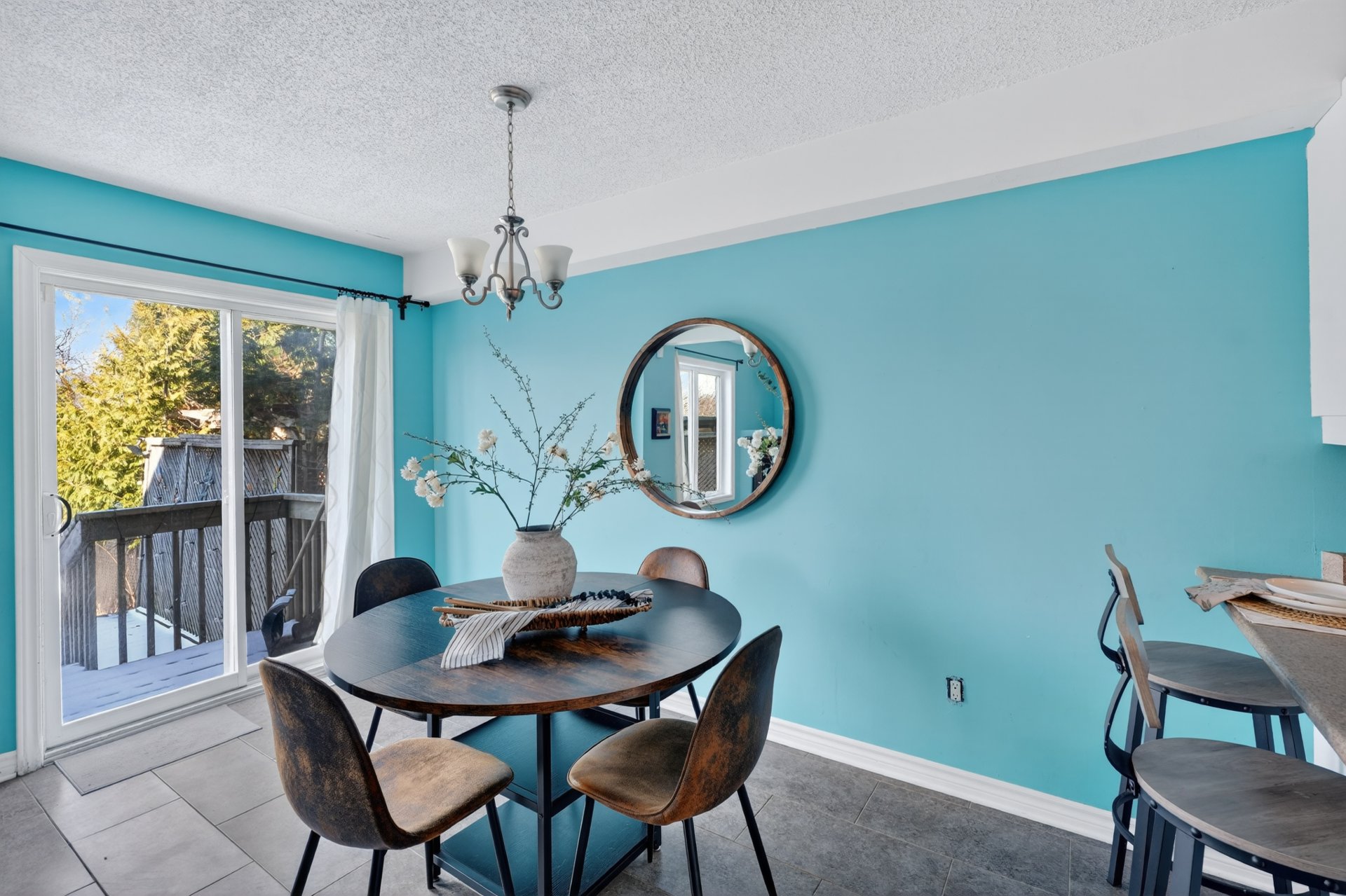 Photo - Salle à manger