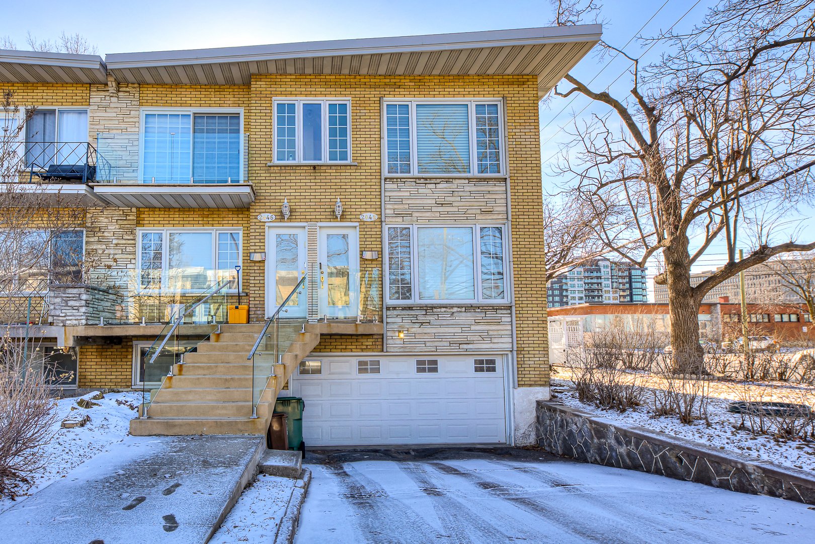 Photo - Entrée extérieure