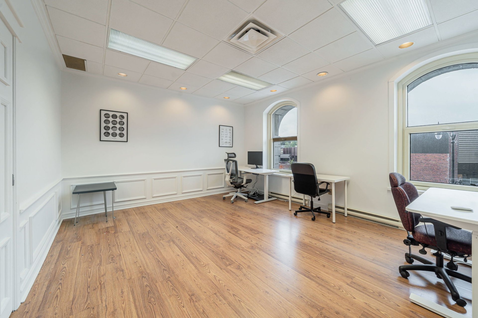 Photo - Office
