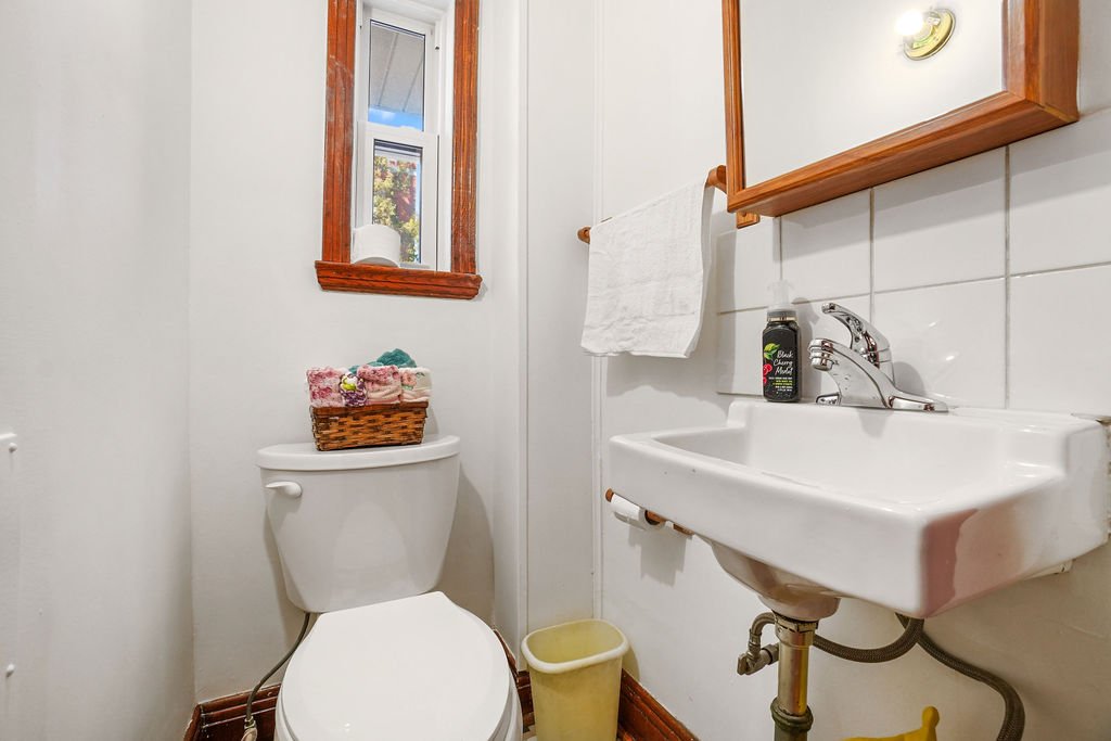 Photo - Washroom