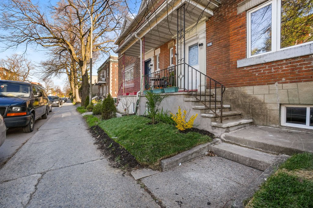 Photo - Exterior entrance