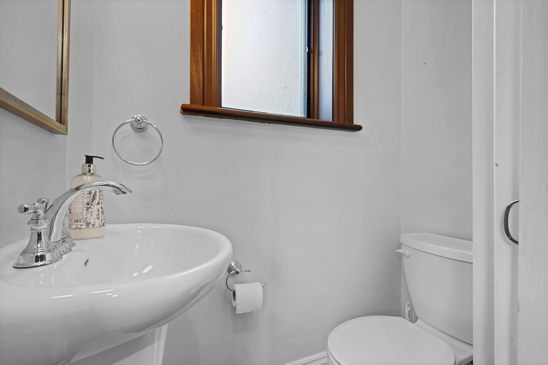 Photo - Washroom