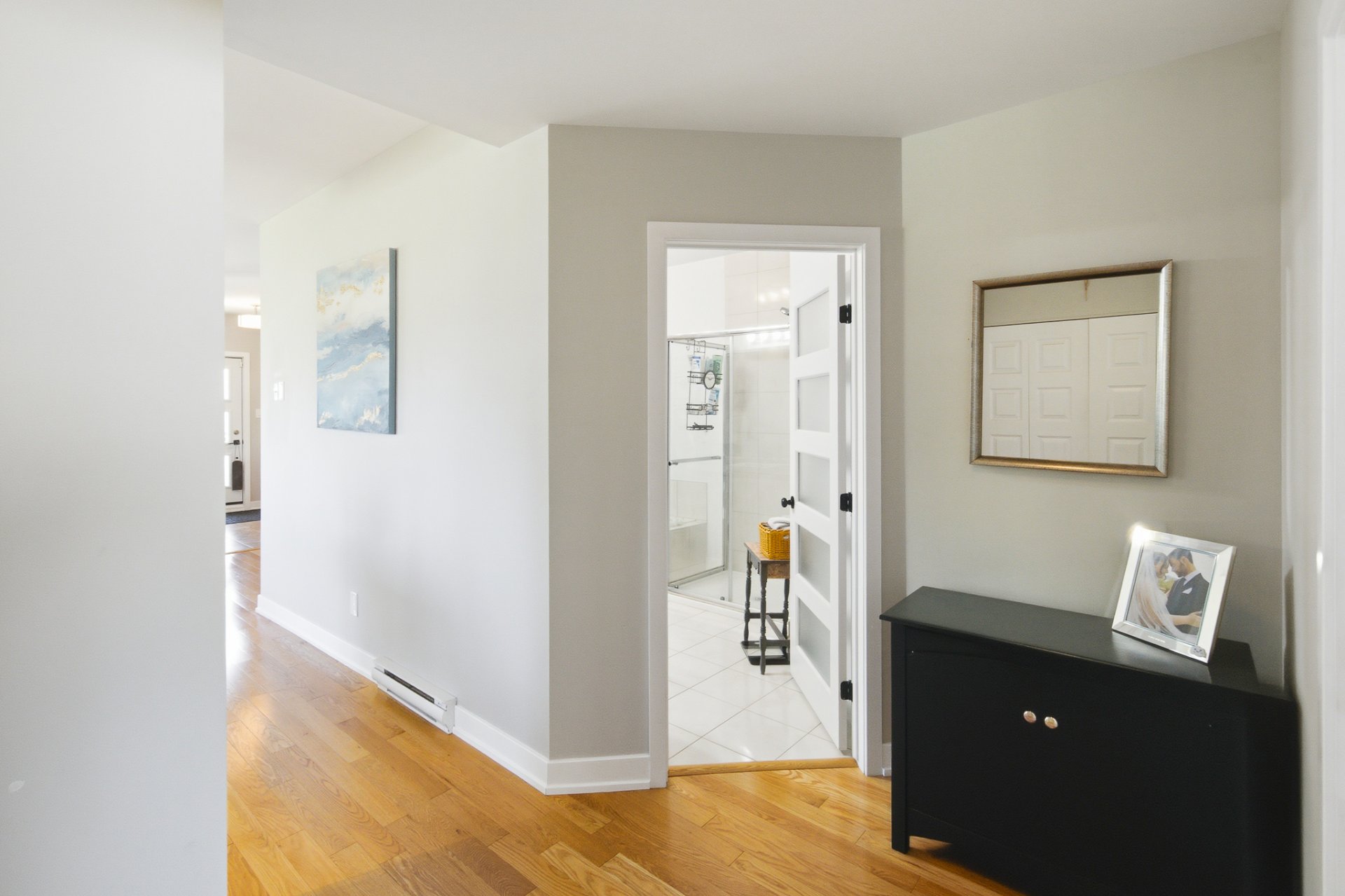 Photo - Hallway