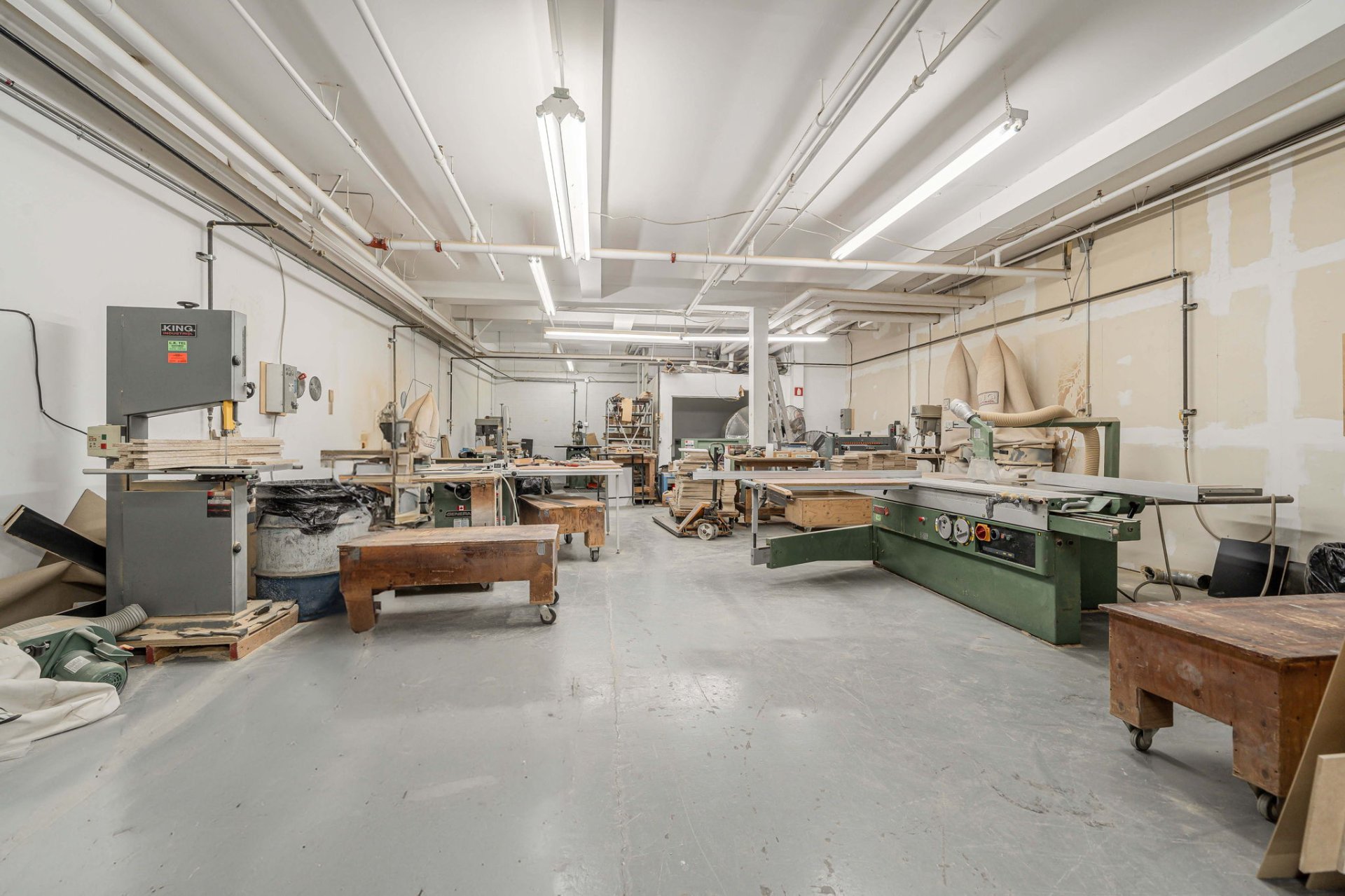Photo - Warehouse