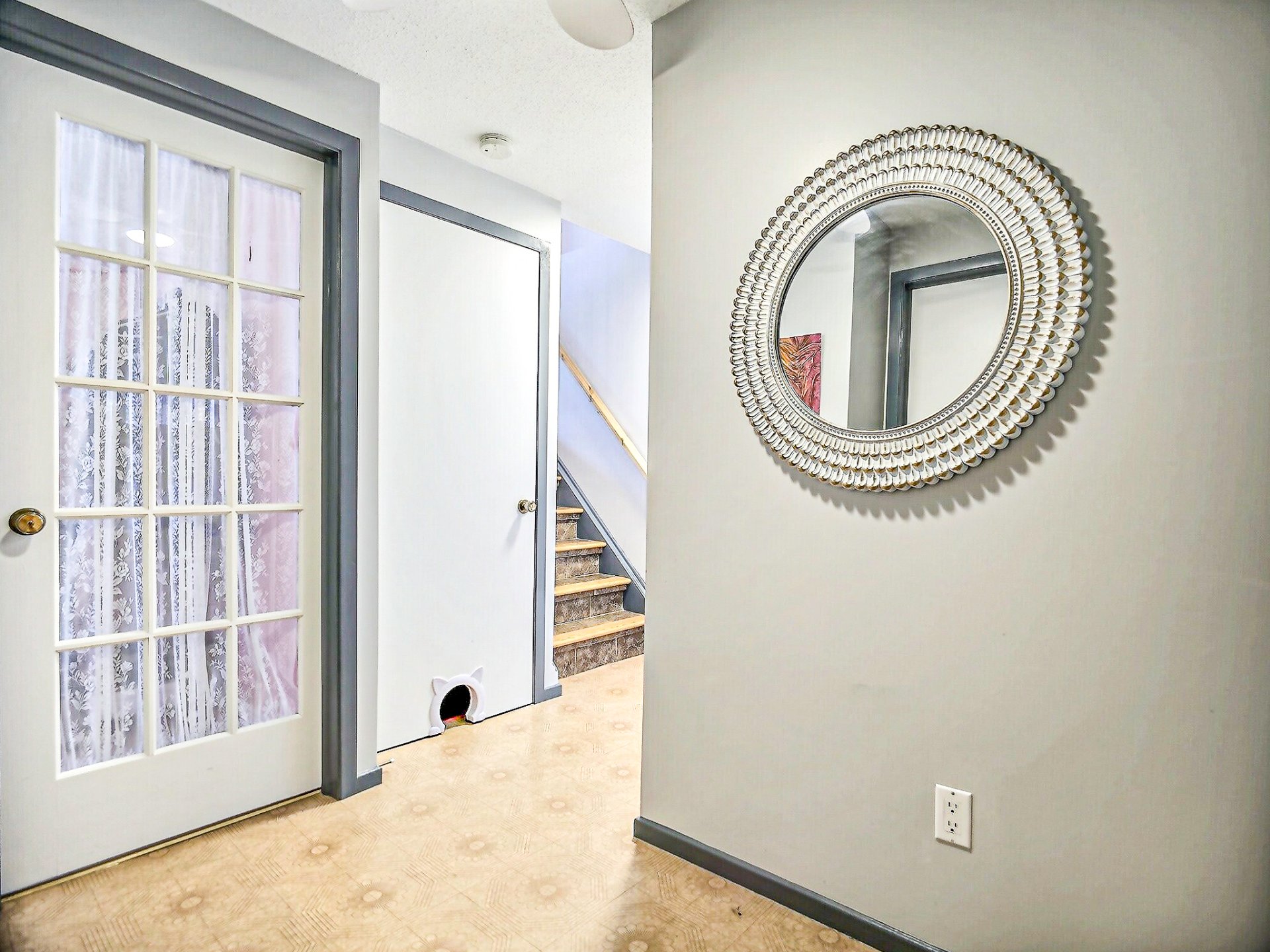 Photo - Hallway