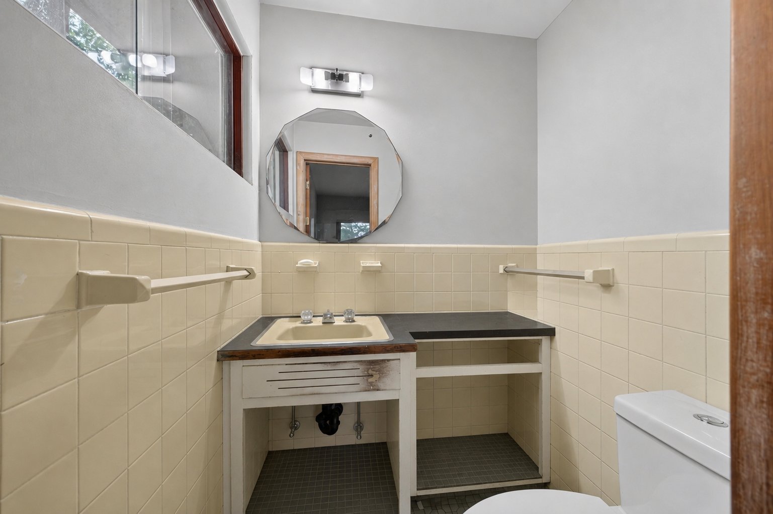 Photo - Salle de bains attenante à la CCP