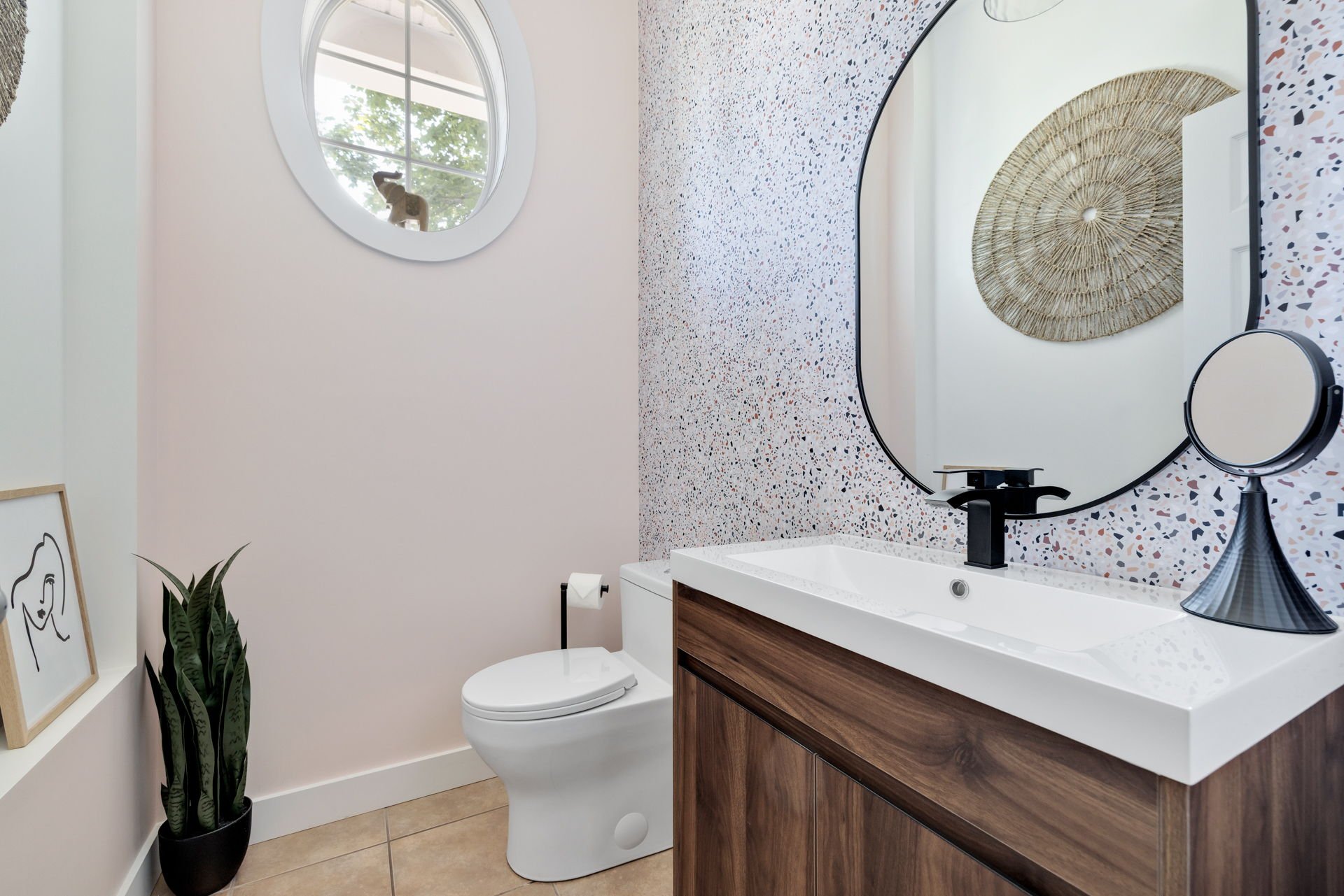 Photo - Washroom