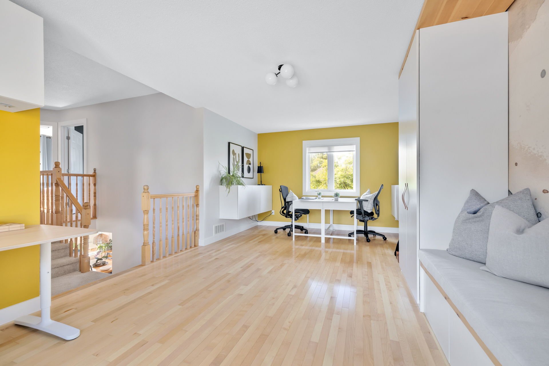 Photo - Office