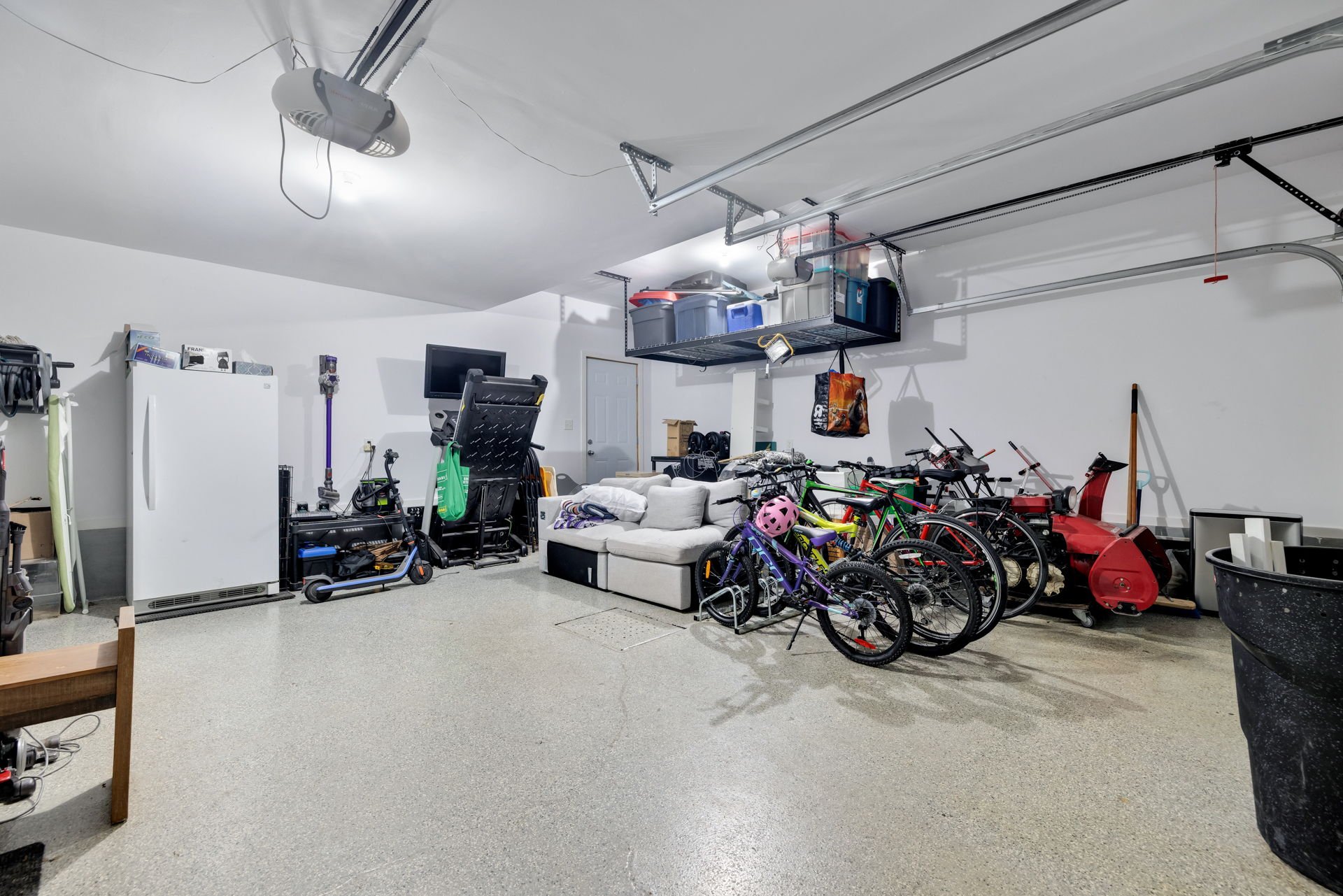 Photo - Garage
