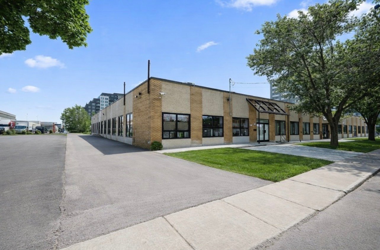 Photo - Exterior