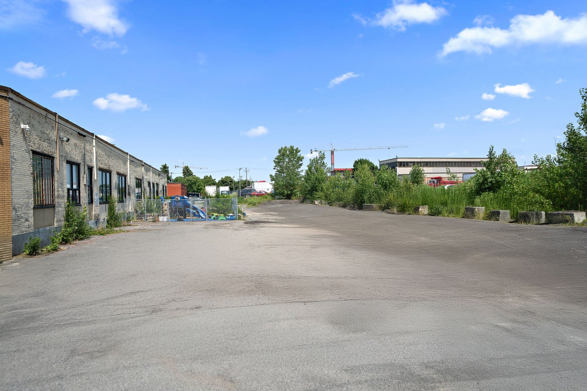 Photo - Parking