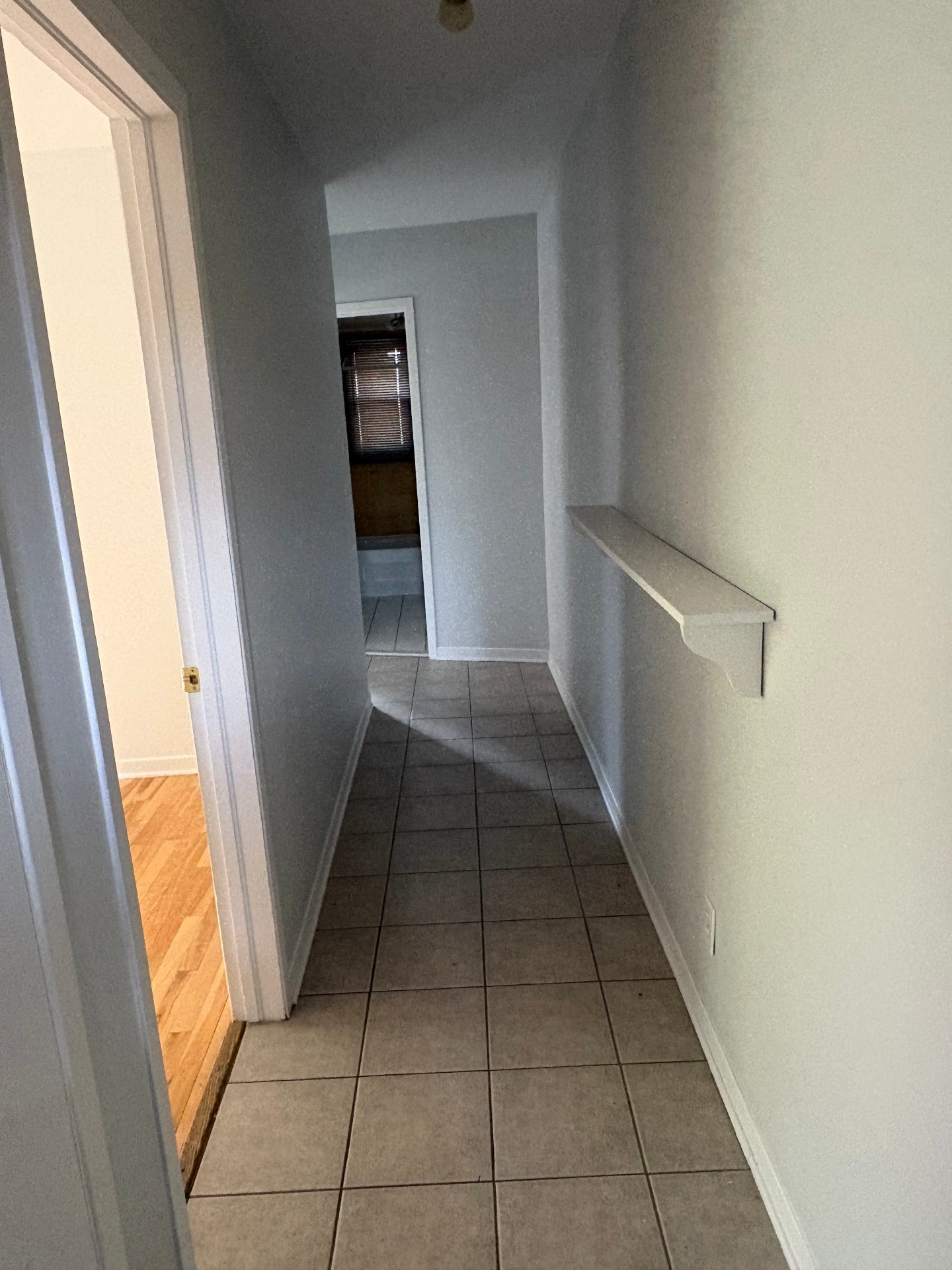 Photo - PASAGEWAY
