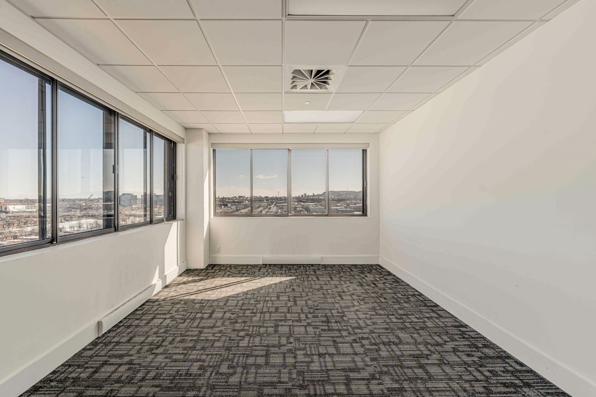 Photo - Office