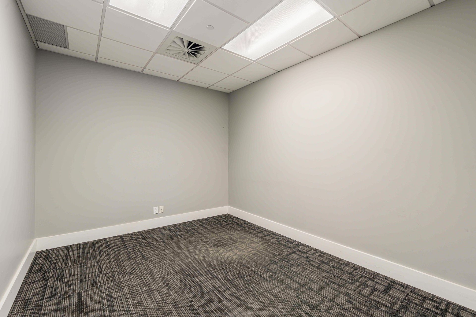 Photo - Office