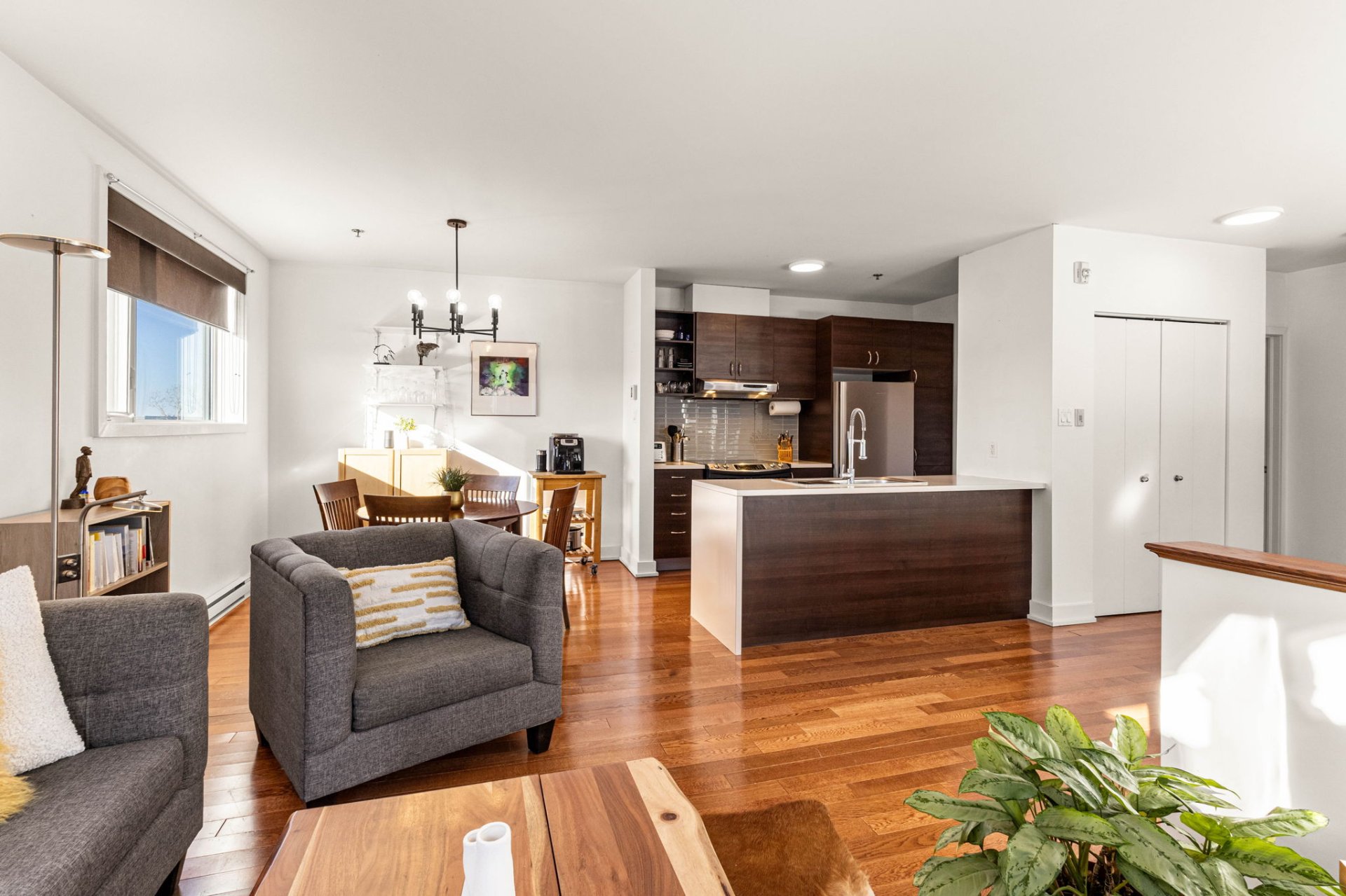 Photo - Overall View