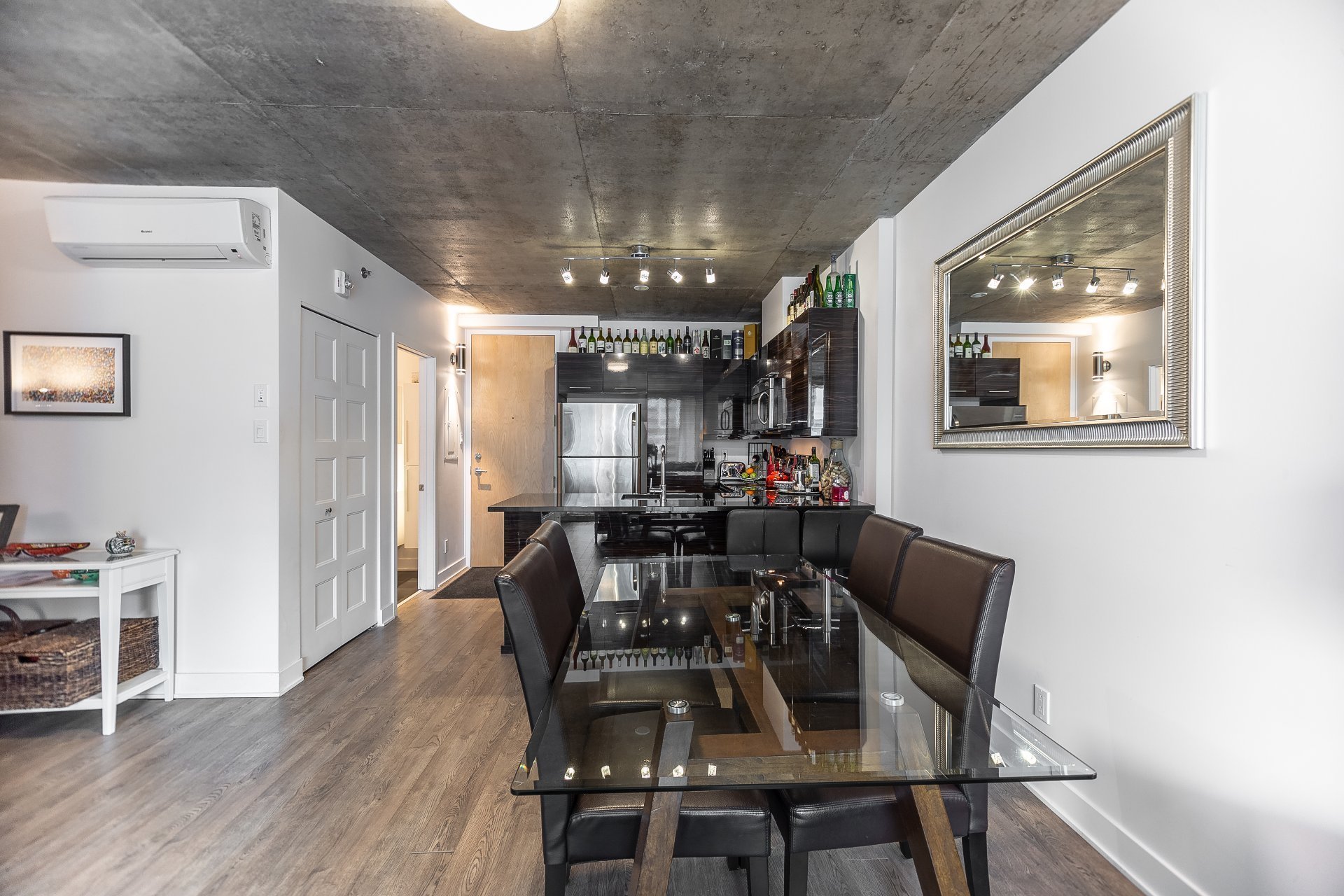 Photo - Salle à manger