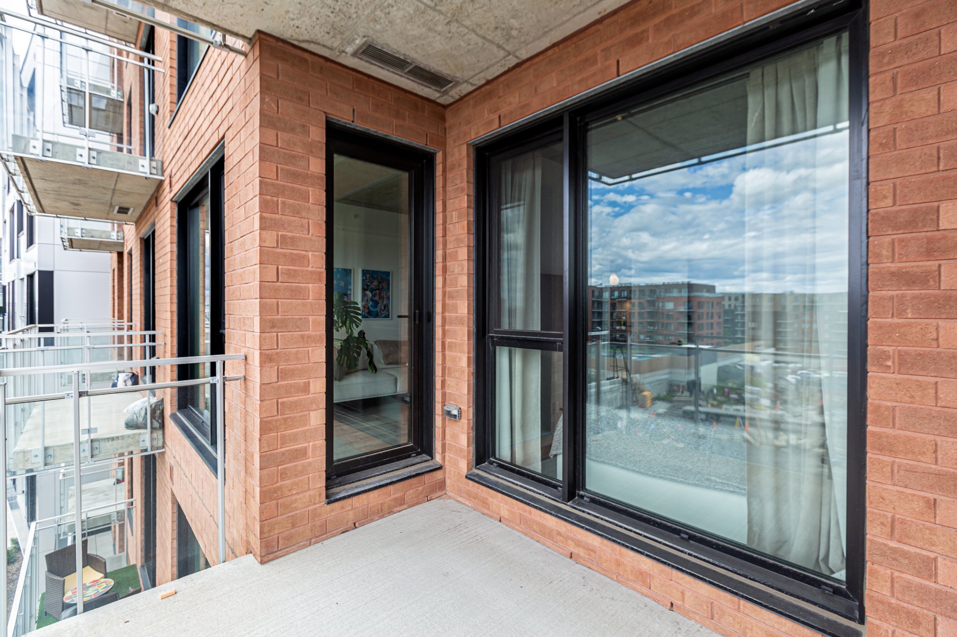 Photo - Balcony