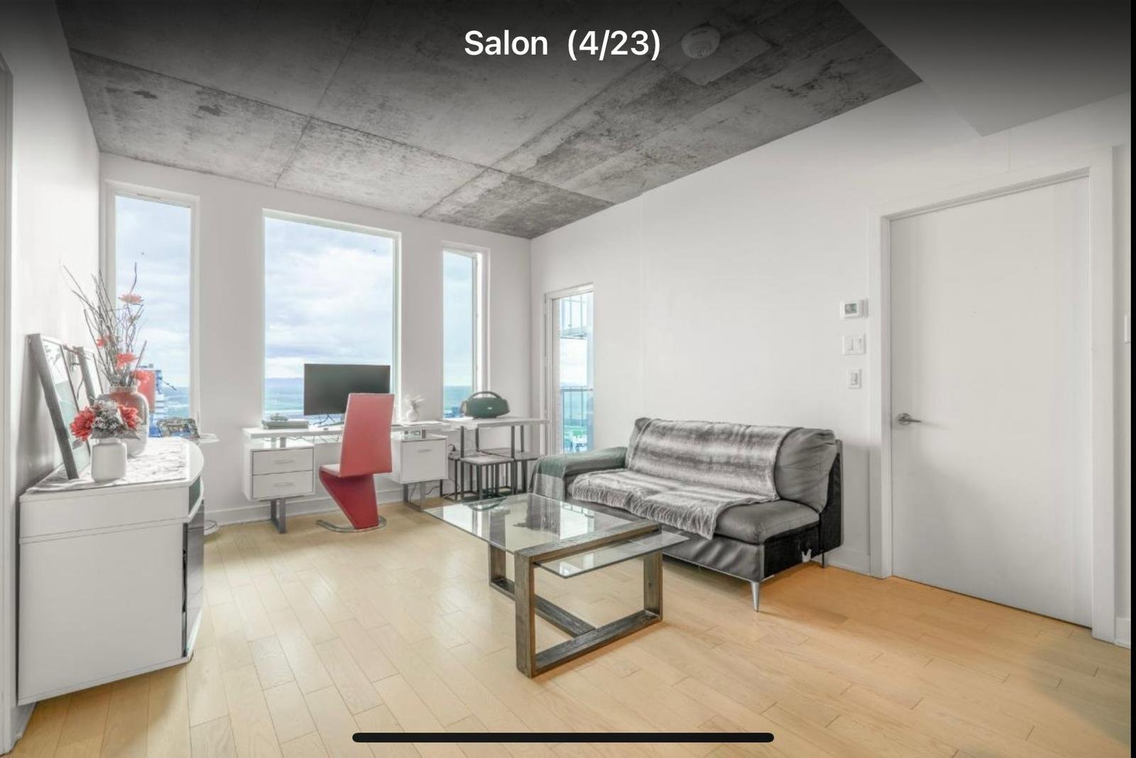 Photo - Salon