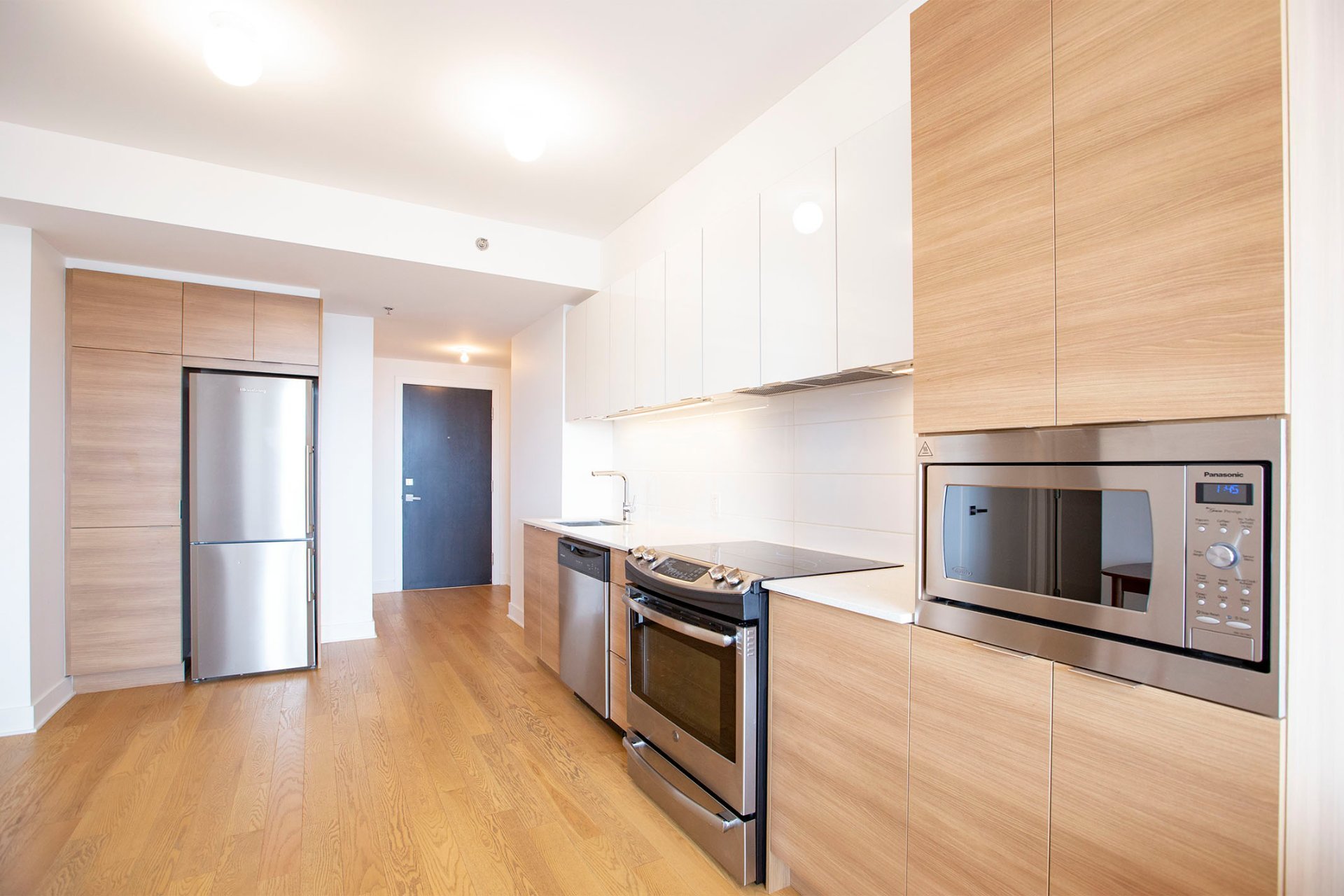 Photo - Kitchen