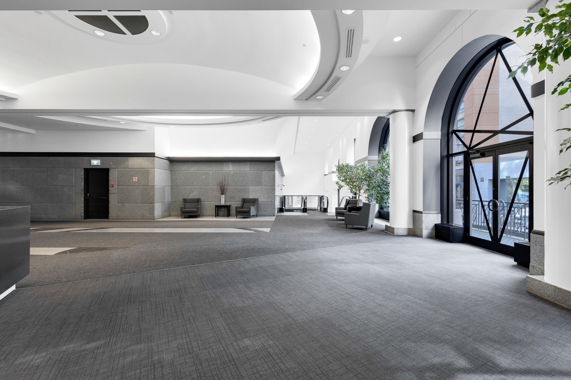 Photo - Reception Area