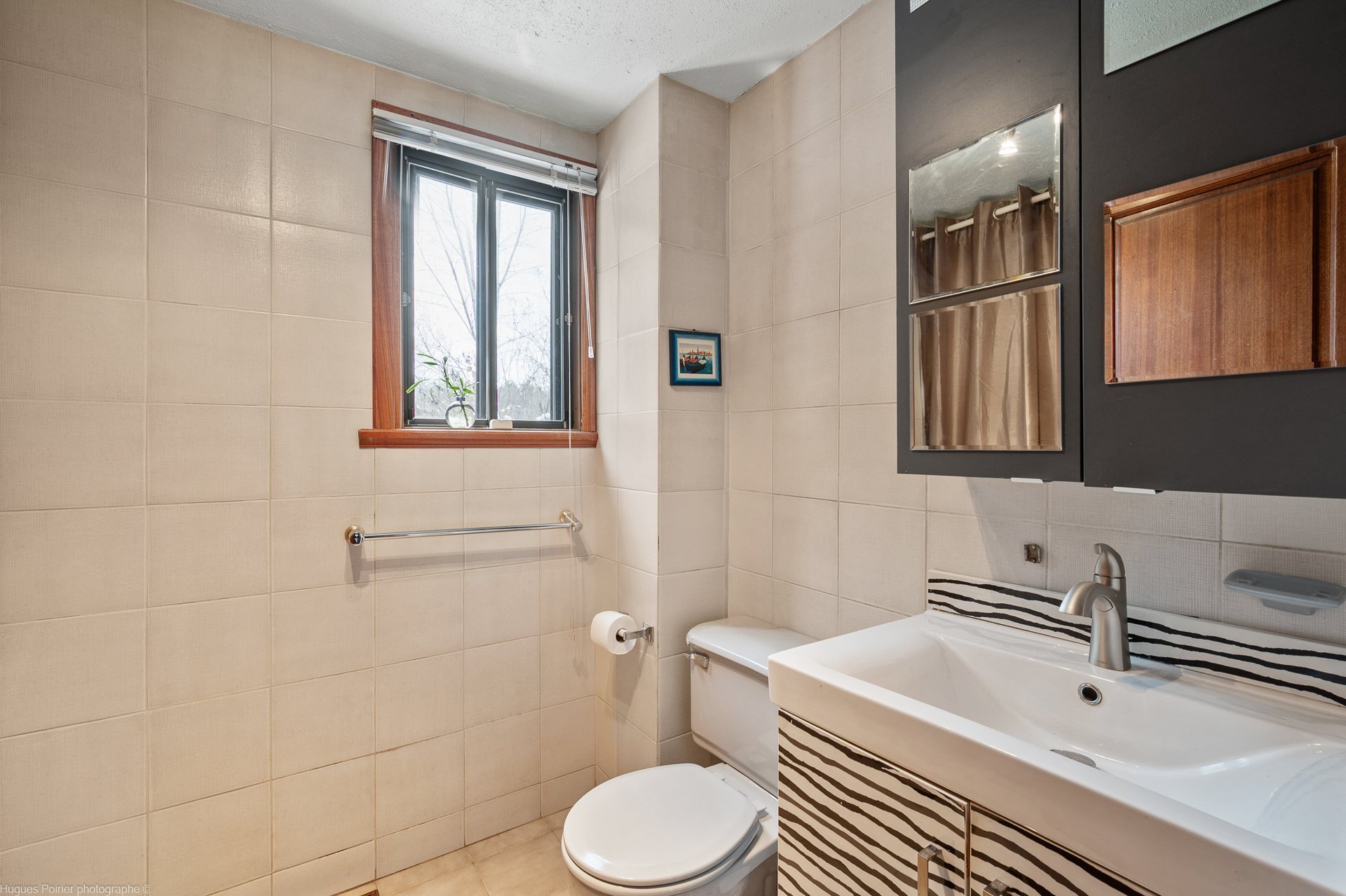 Photo - Washroom