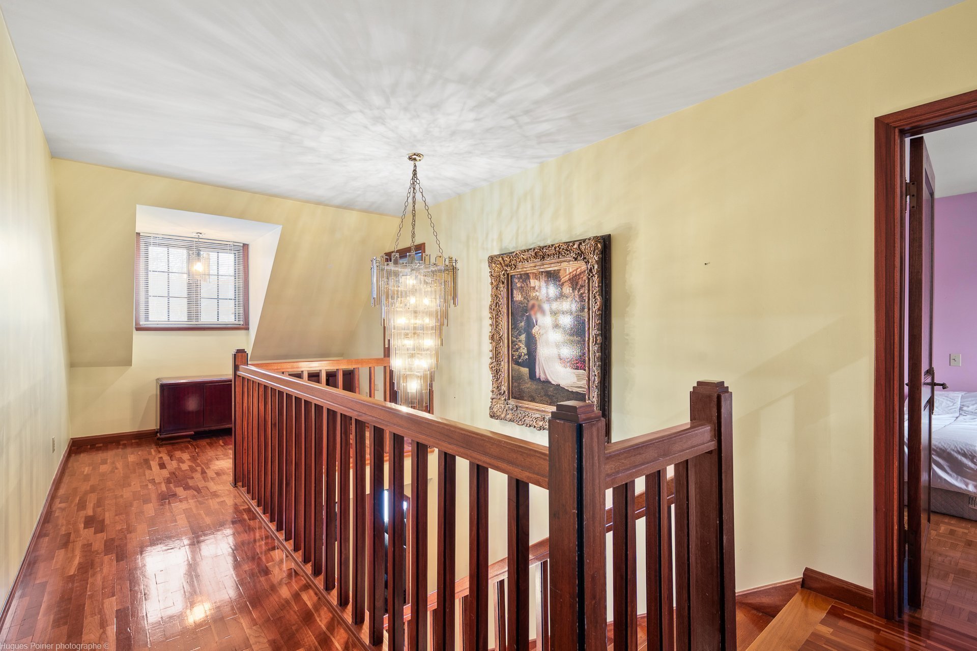 Photo - Mezzanine