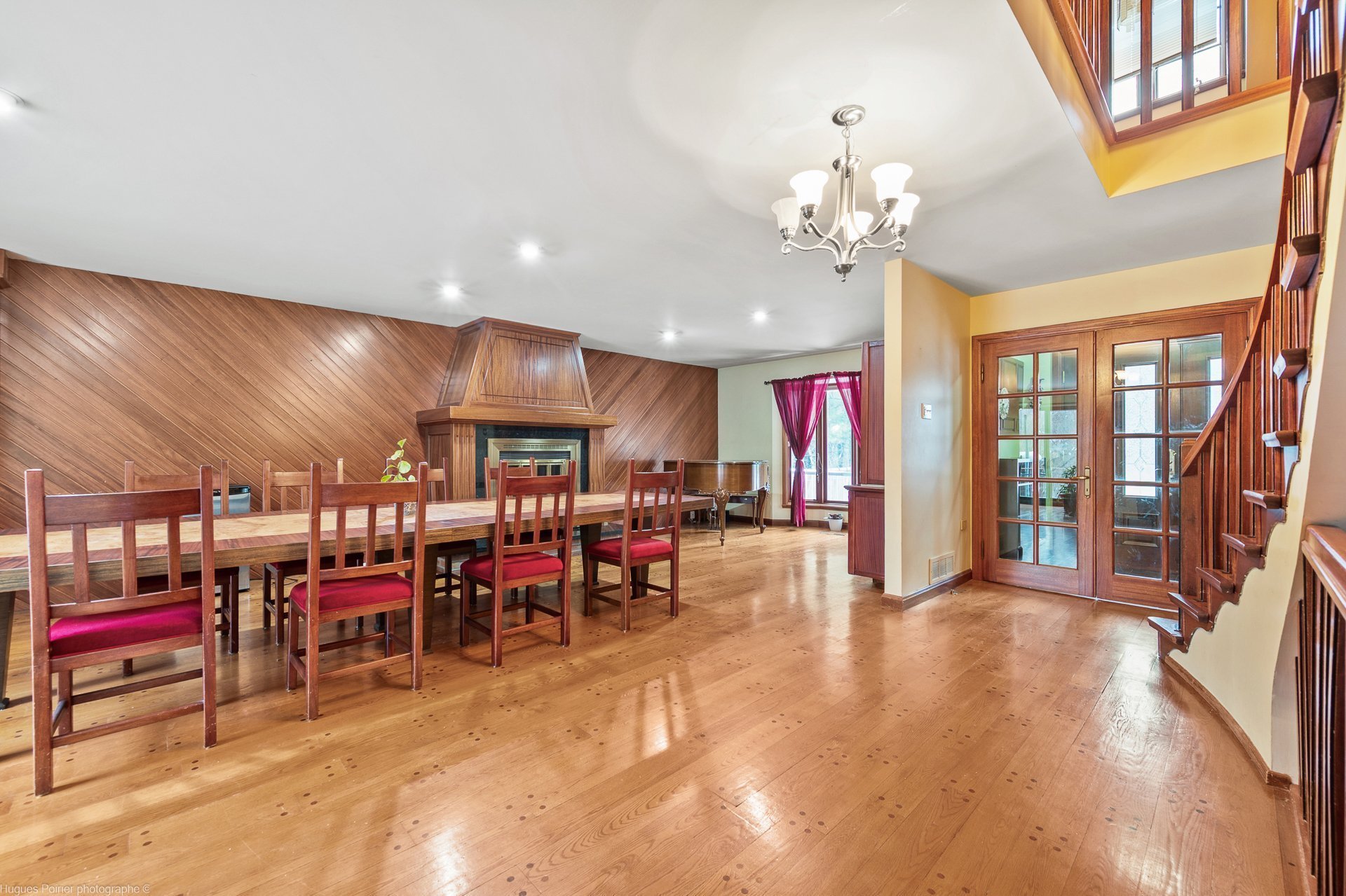Photo - Dining room