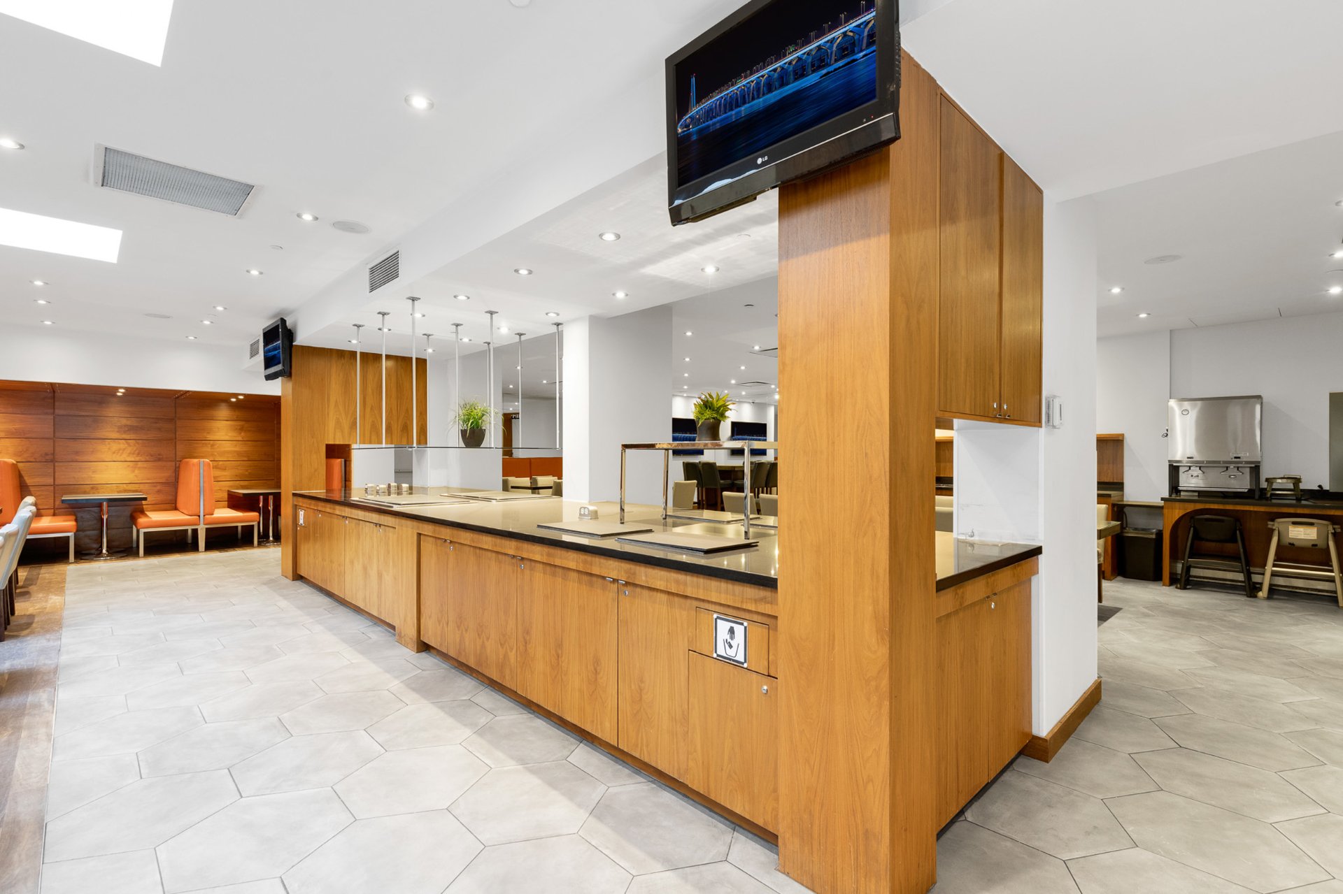 Photo - Interior