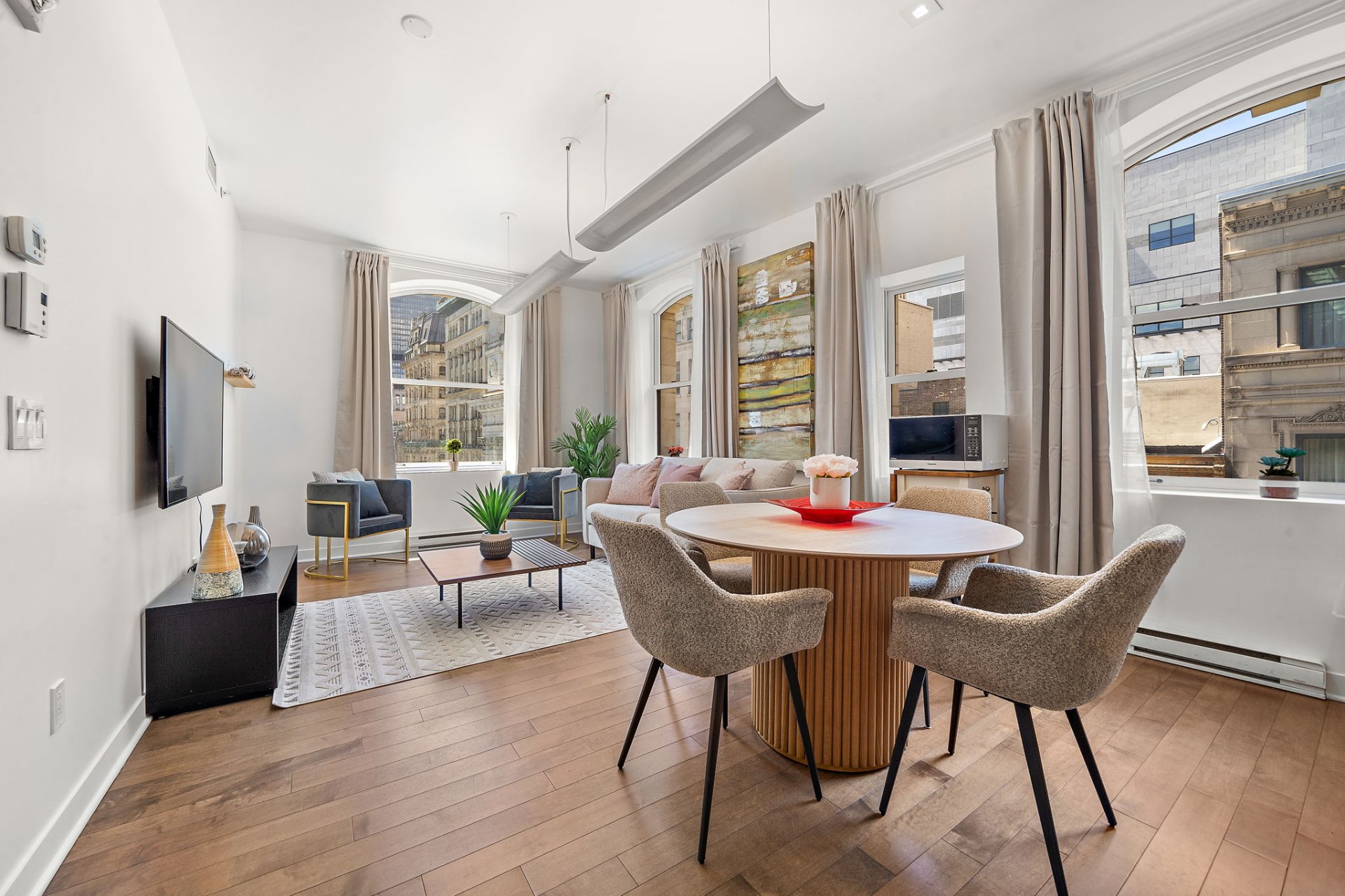 Photo - Dining room