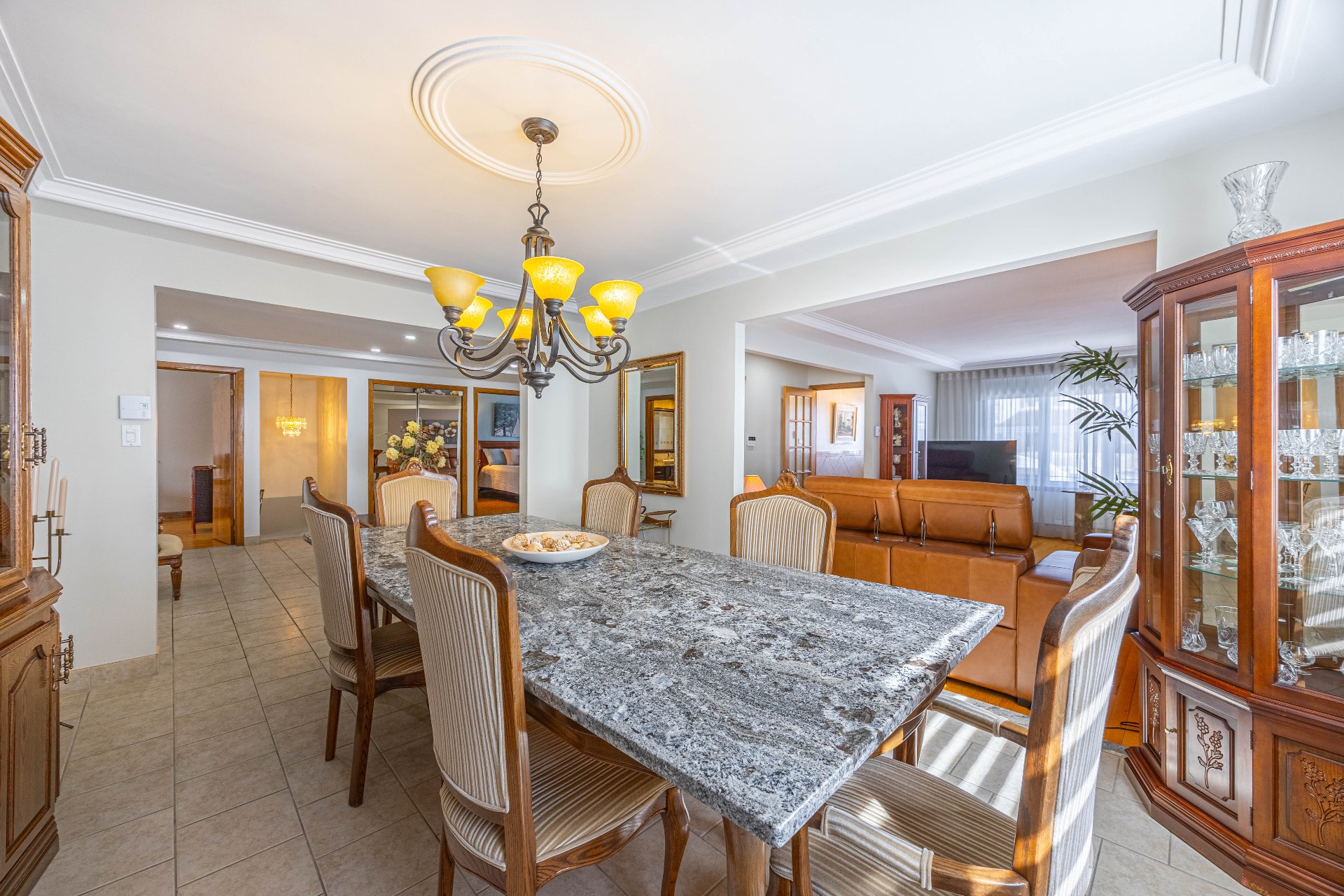 Photo - Salle à manger