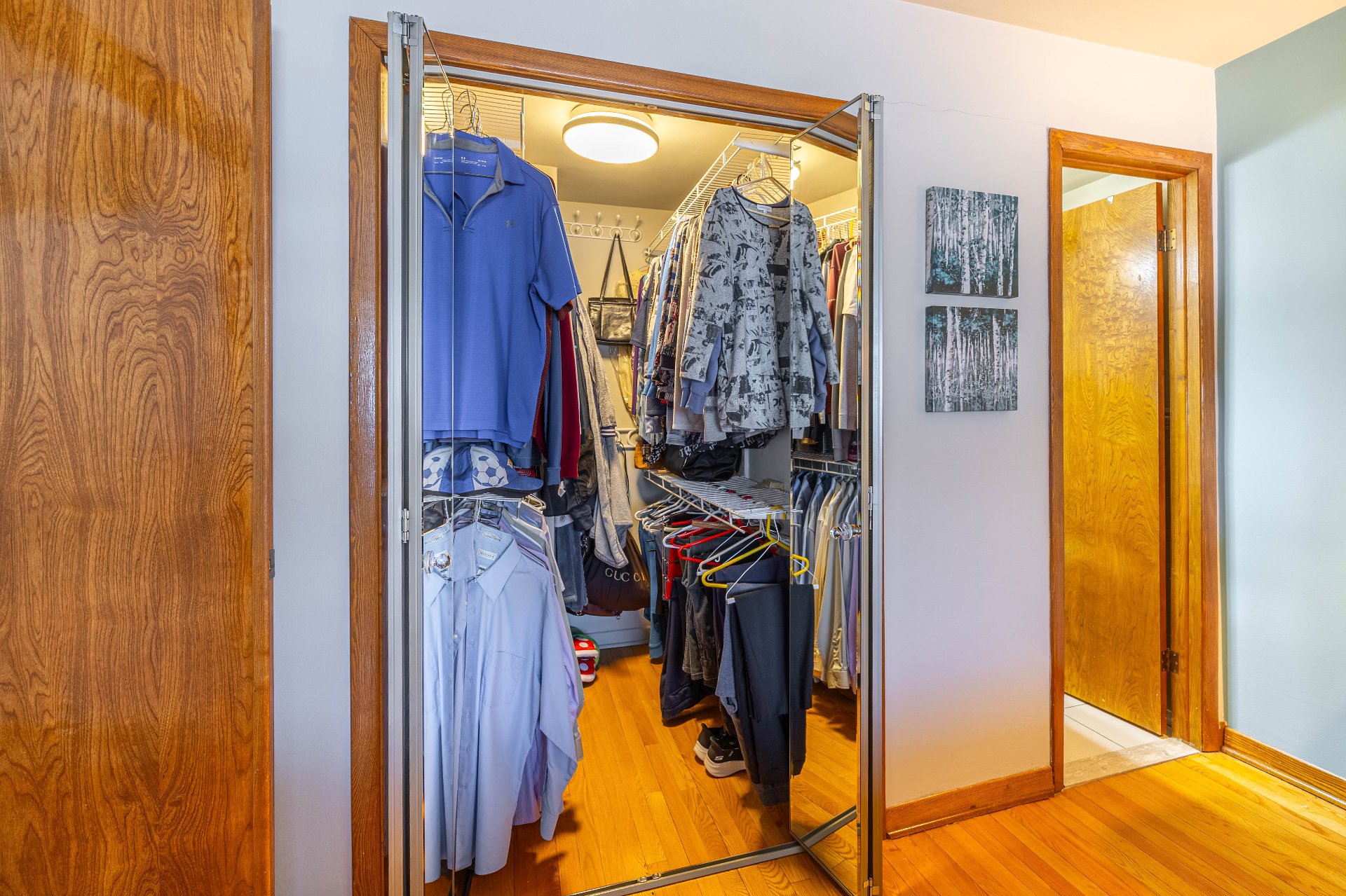 Photo - Penderie (Walk-in)