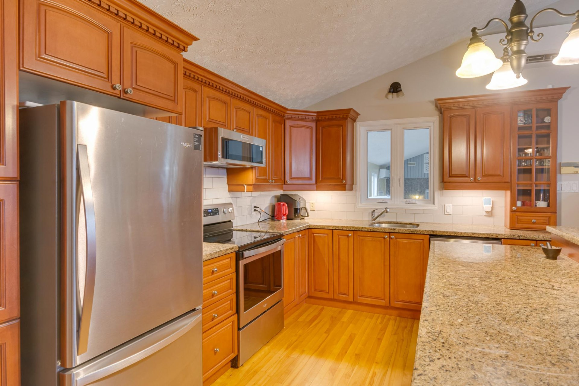 Photo - Kitchen