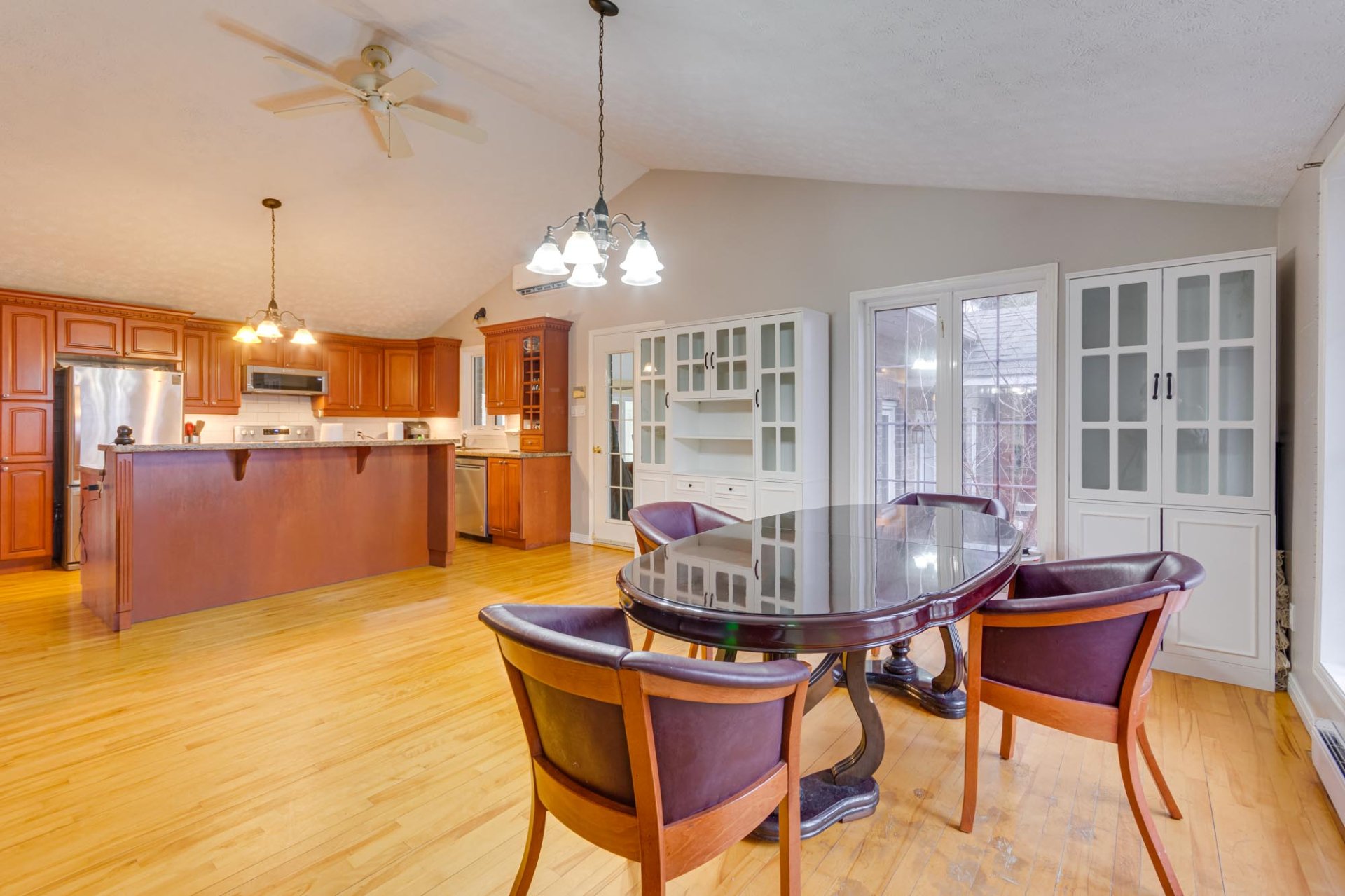 Photo - Dining room