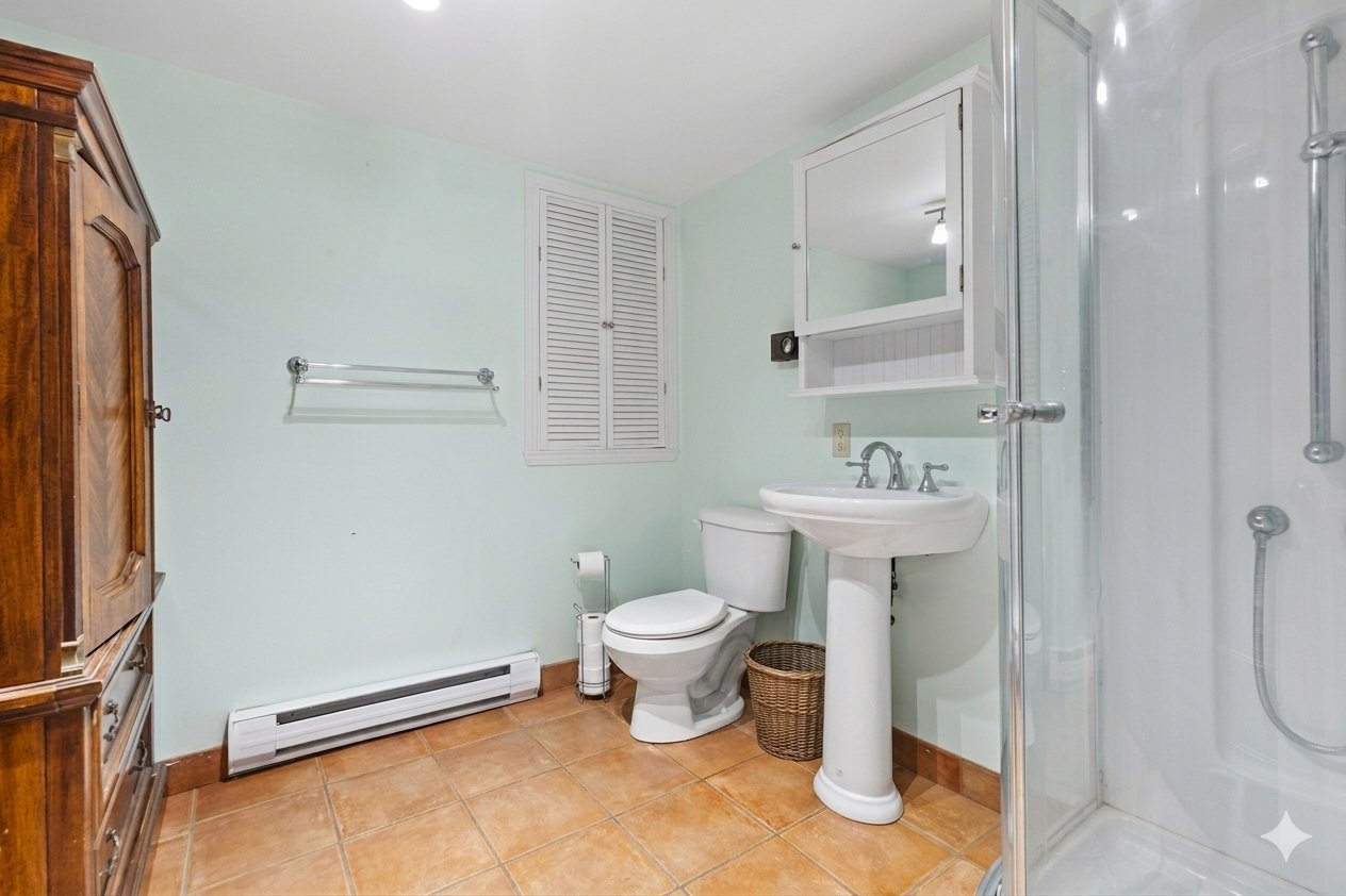 Photo - Bathroom