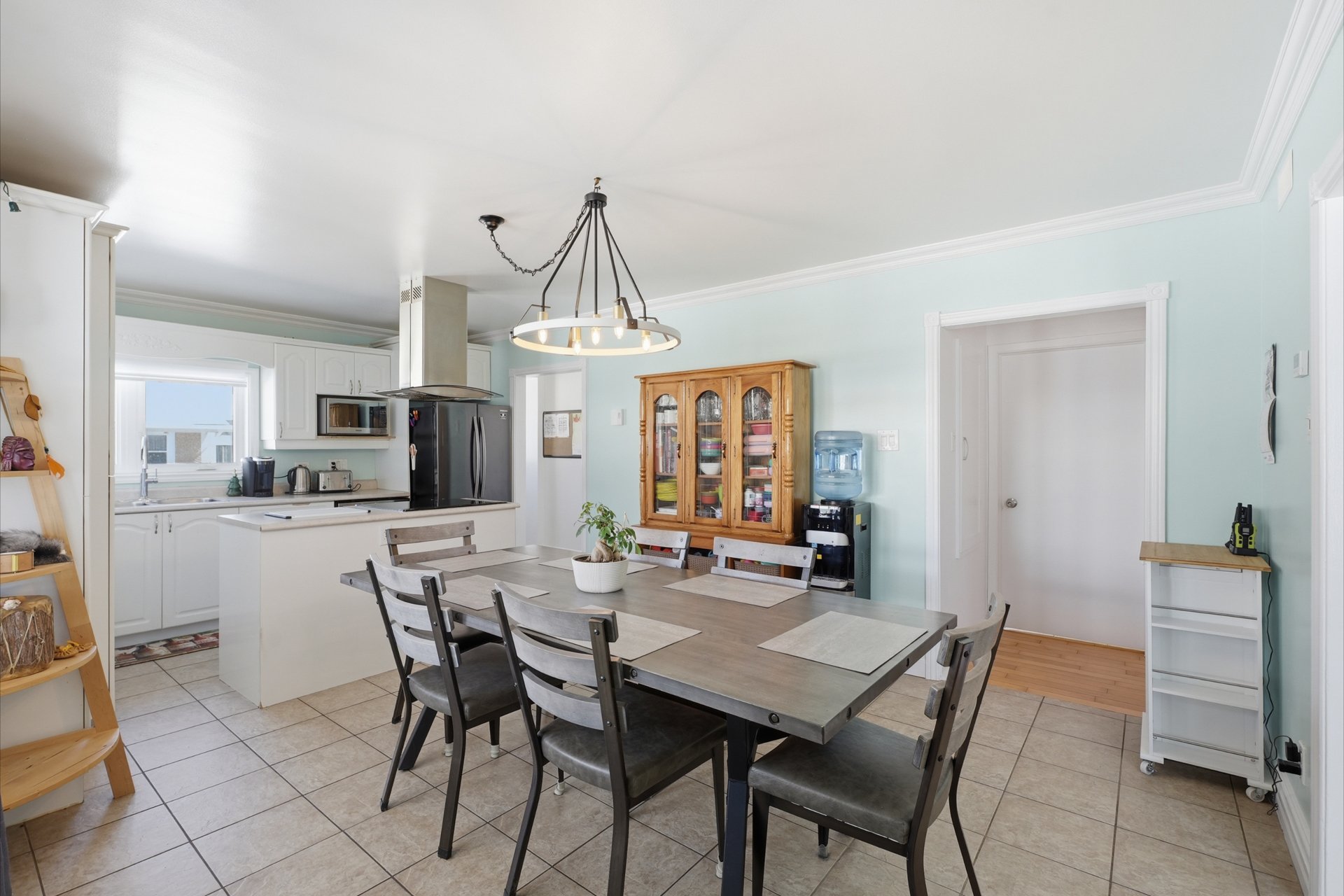 Photo - Salle à manger