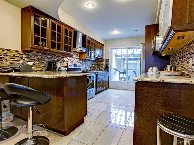 Photo - Kitchen