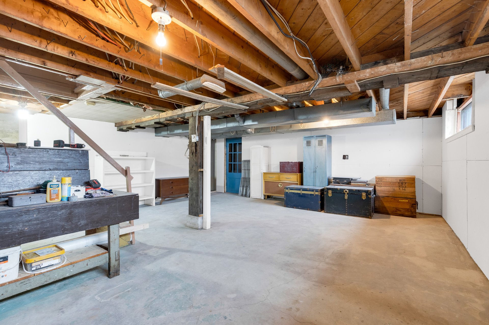 Photo - Cave/ chambre froide