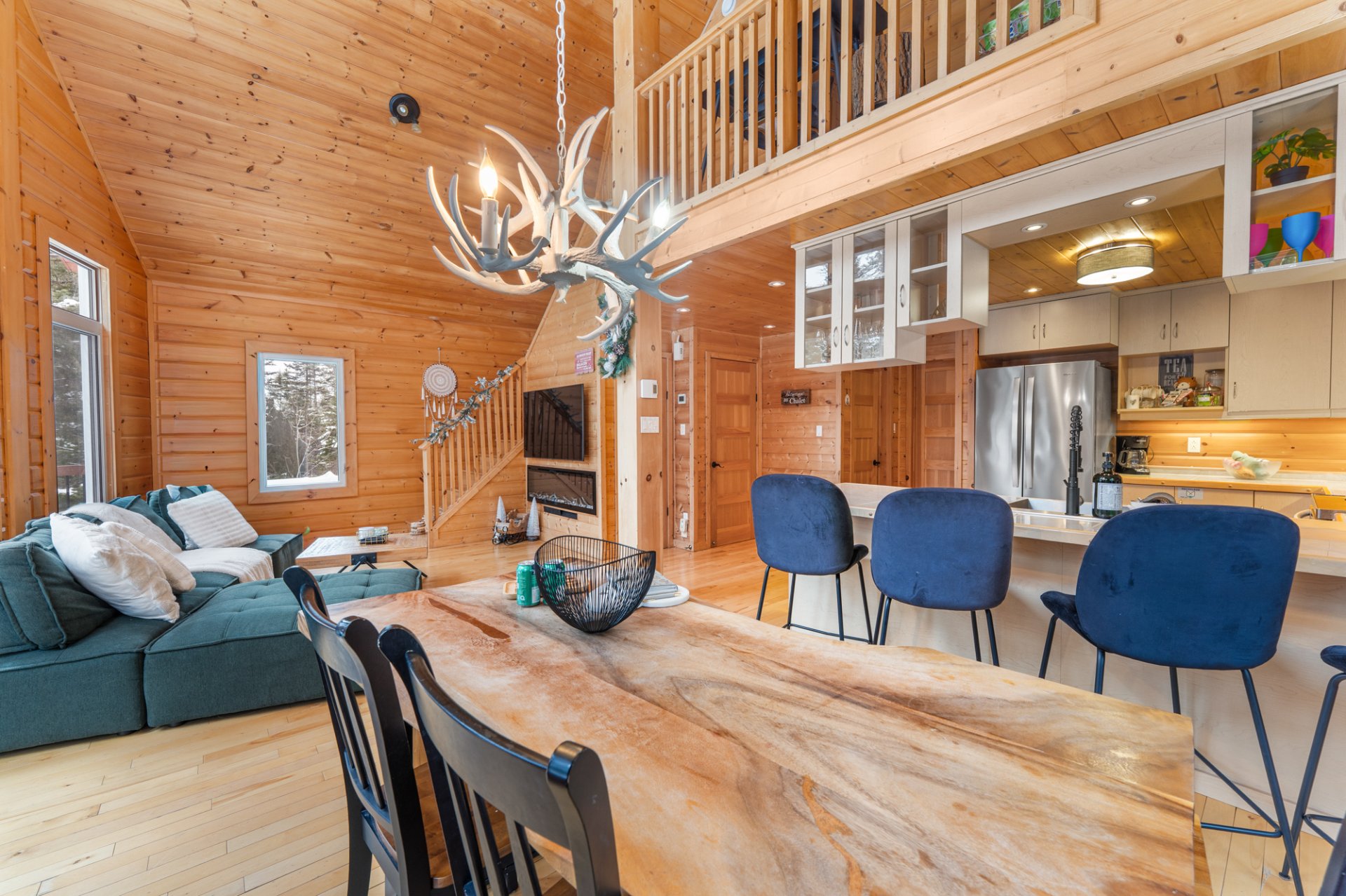 Photo - Overall View