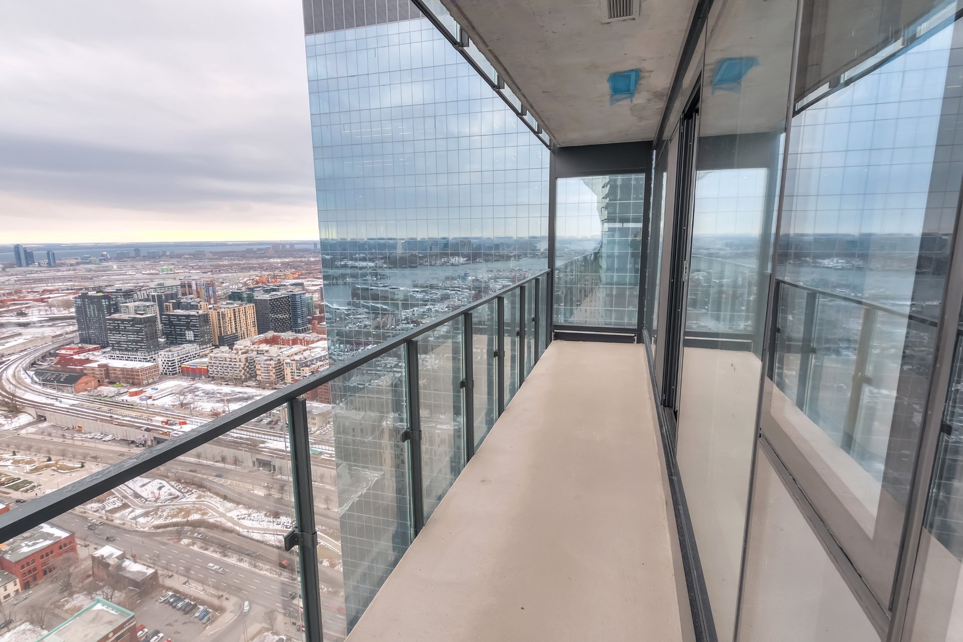 Photo - Balcon