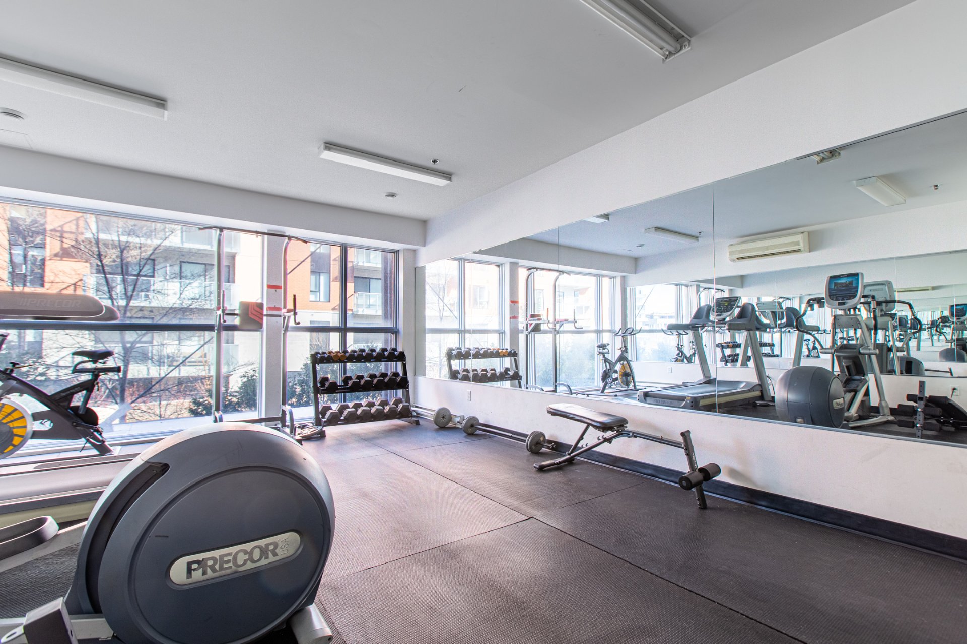 Photo - Exercise room