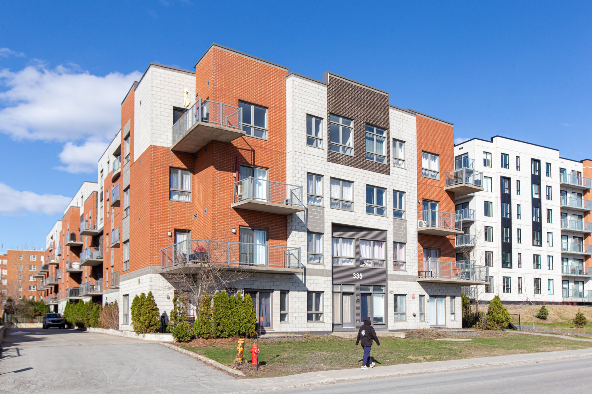 Photo - Exterior